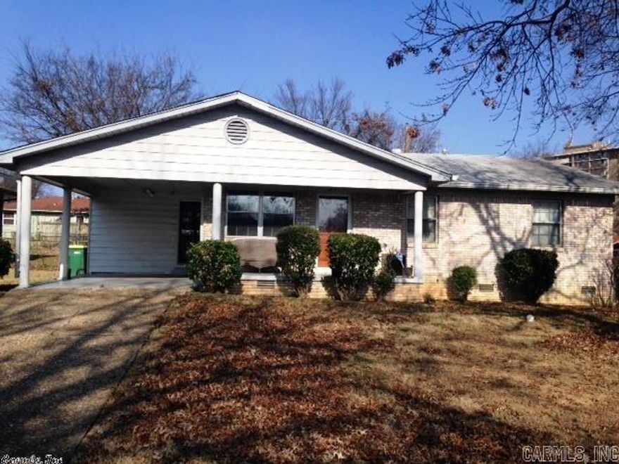 Great location and easy access to gas station, grocery stores, I-630 & 430, shopping areas and schools. This very spacious home has a huge backyard. The laundry room has a walk-in pantry. There's also a den with fireplace which is great for family, game room, office, or even an in-law quarter. Look at the beautiful flooring..This is a must see! Make your appointment today! See Agent Remarks