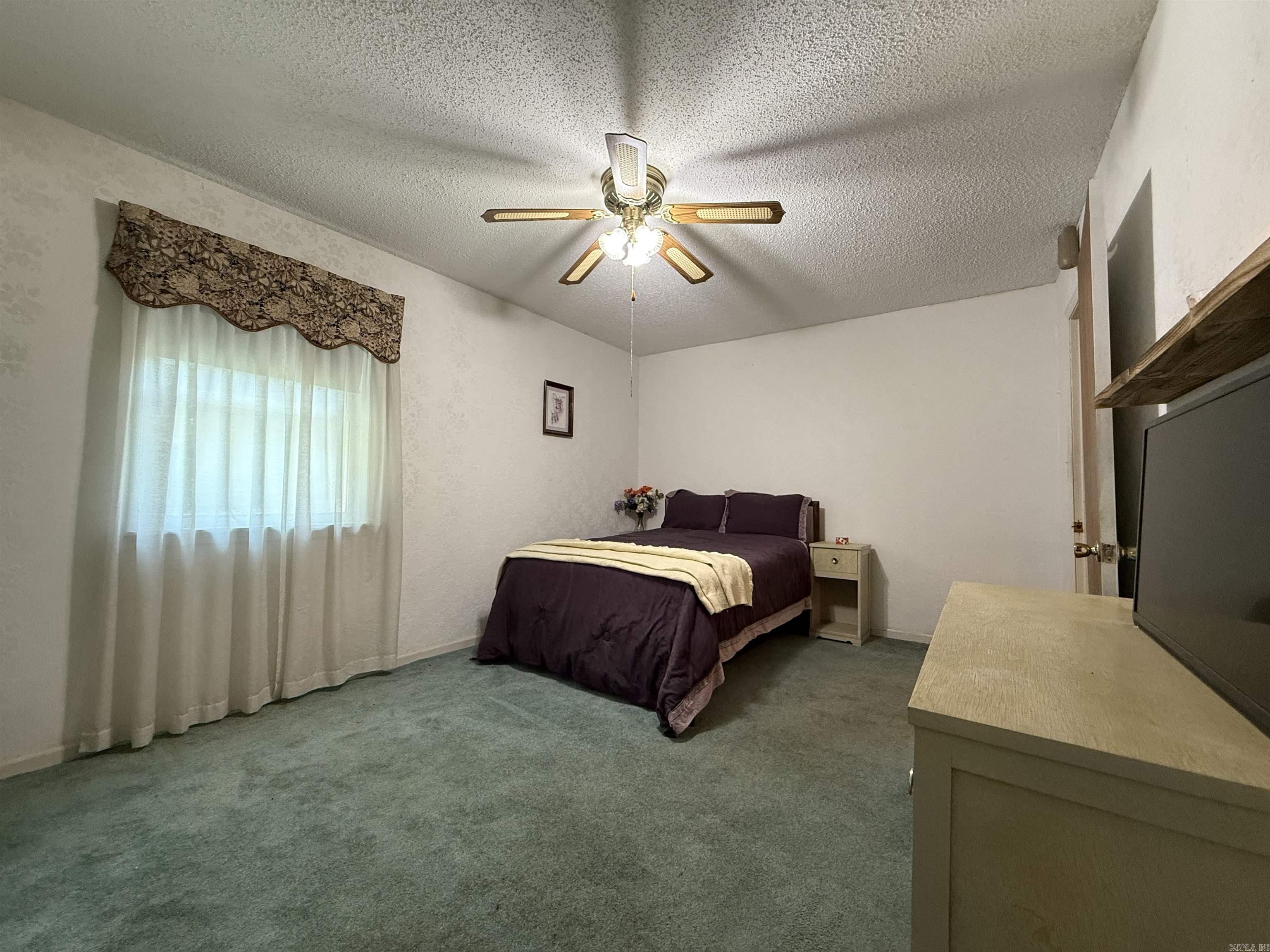 PIONEER PARK - Residential