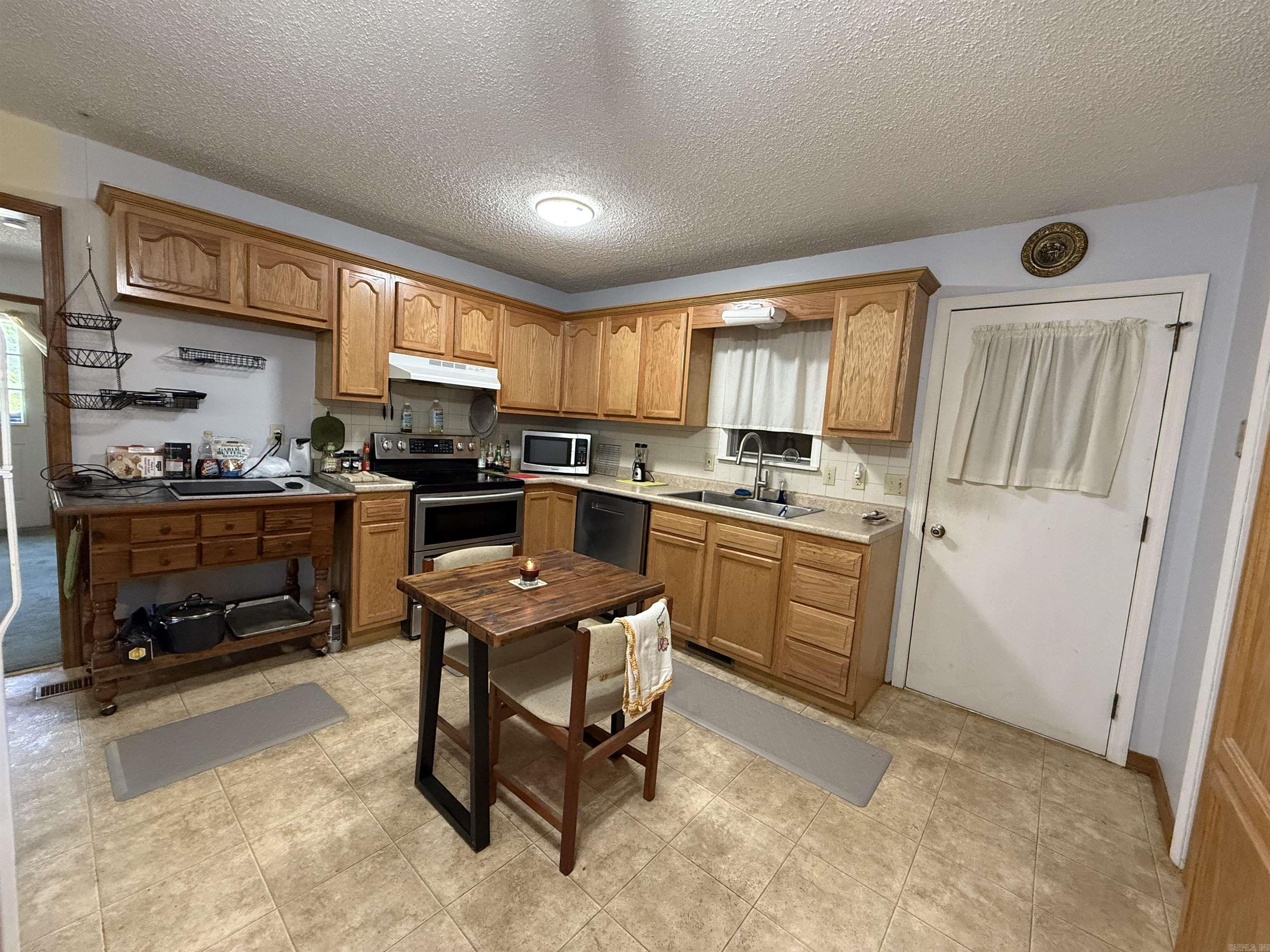 PIONEER PARK - Residential