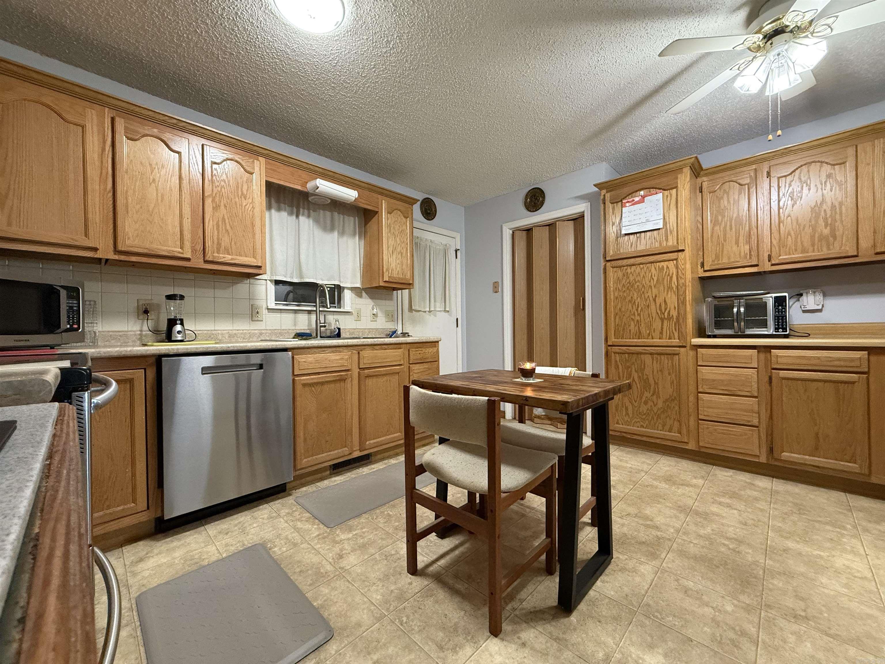 PIONEER PARK - Residential
