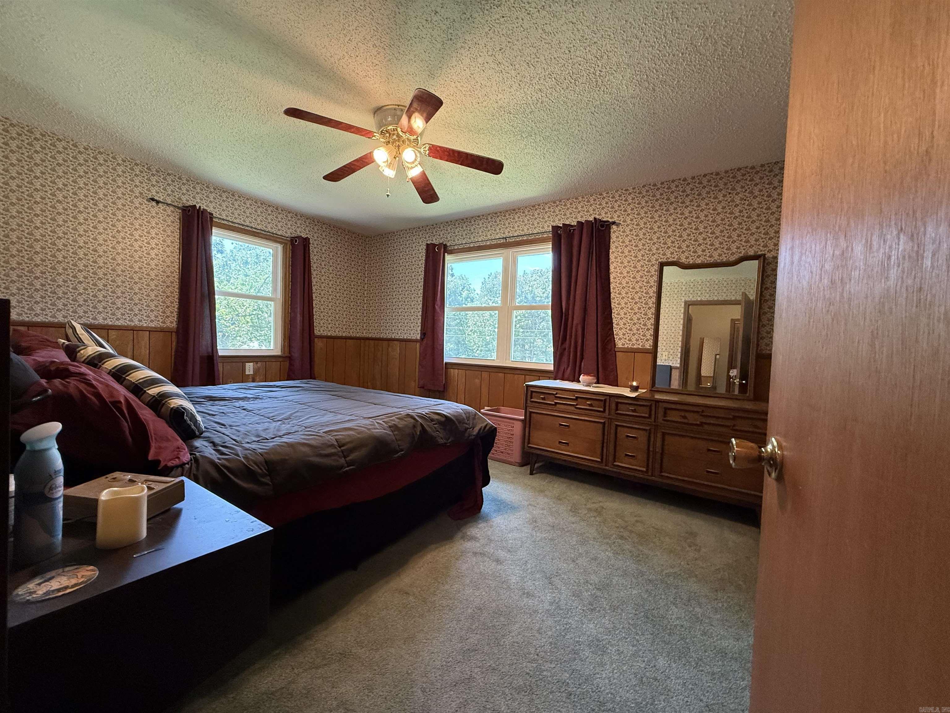 PIONEER PARK - Residential
