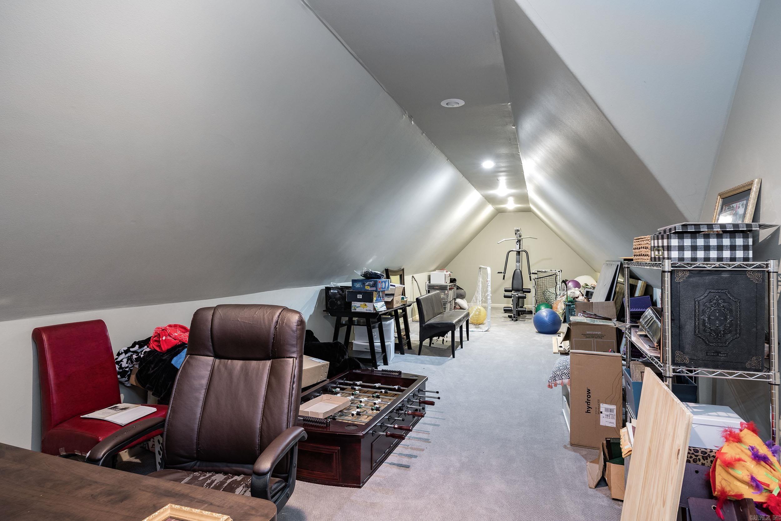 CHENAL VALLEY SOLOGNE CIRCLE - Residential