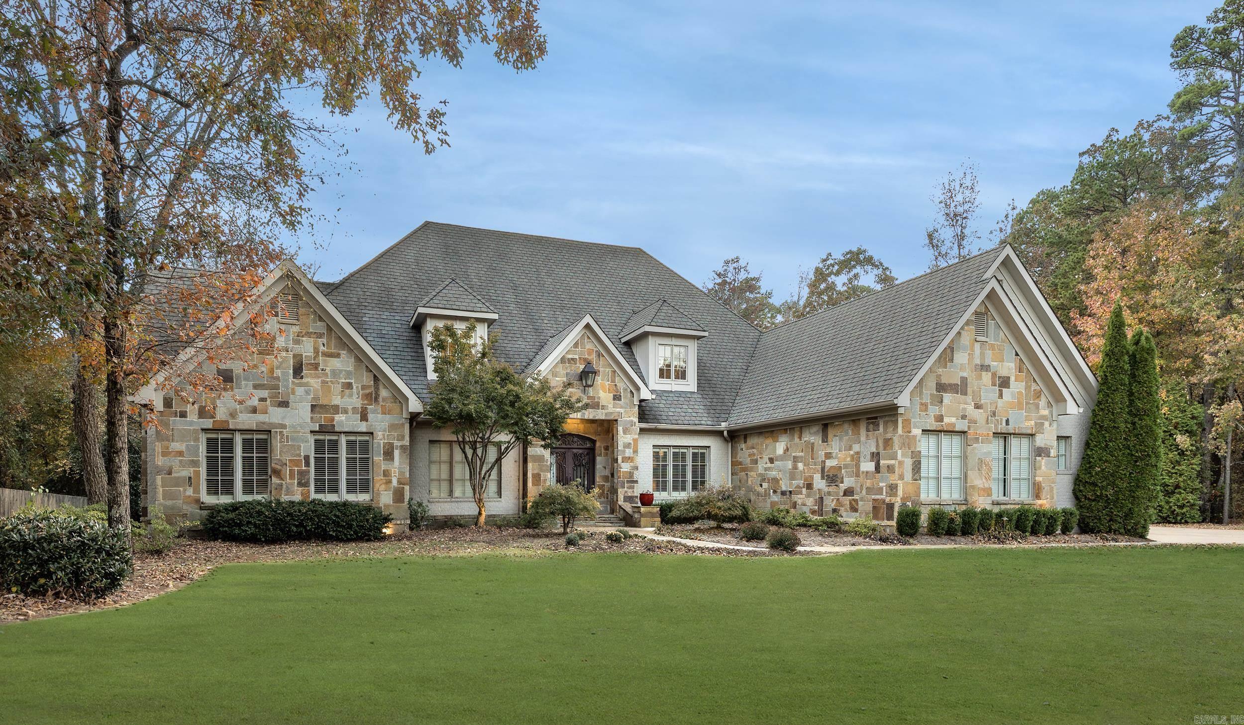 CHENAL VALLEY SOLOGNE CIRCLE - Residential