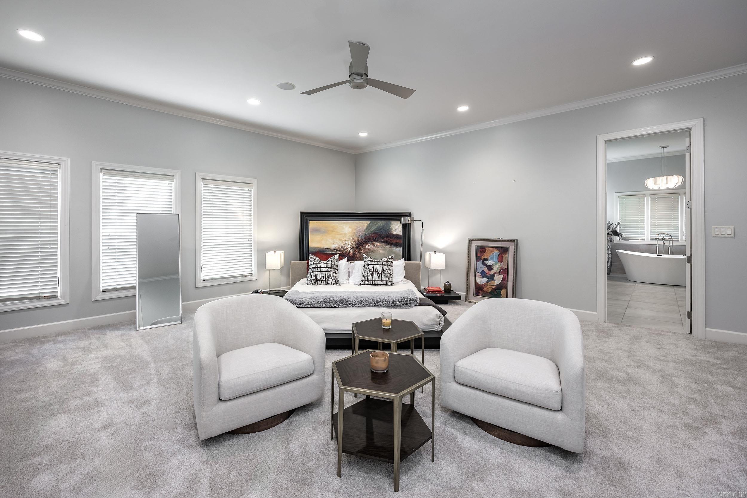 CHENAL VALLEY SOLOGNE CIRCLE - Residential