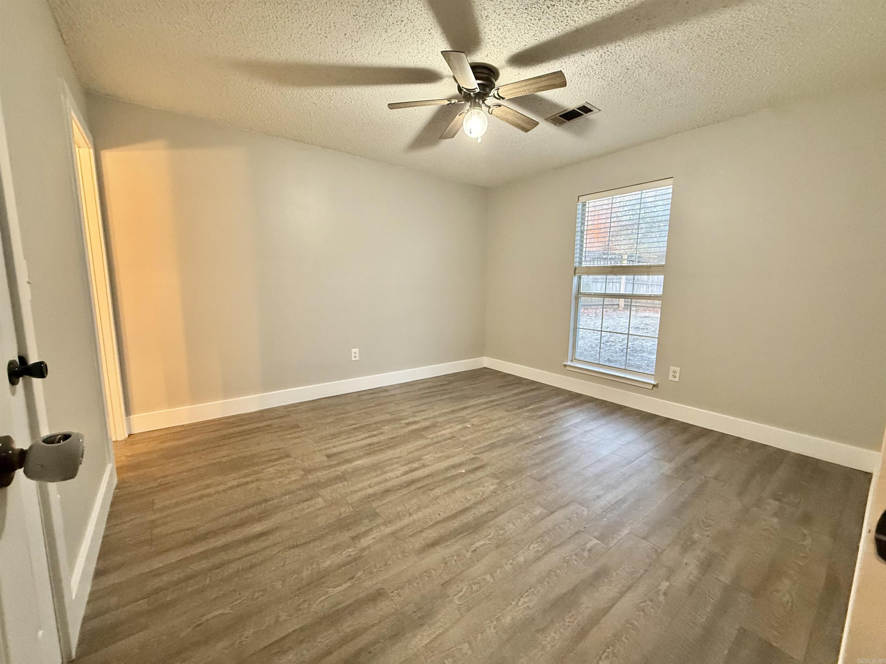 ALEXANDER-BENTON - Residential