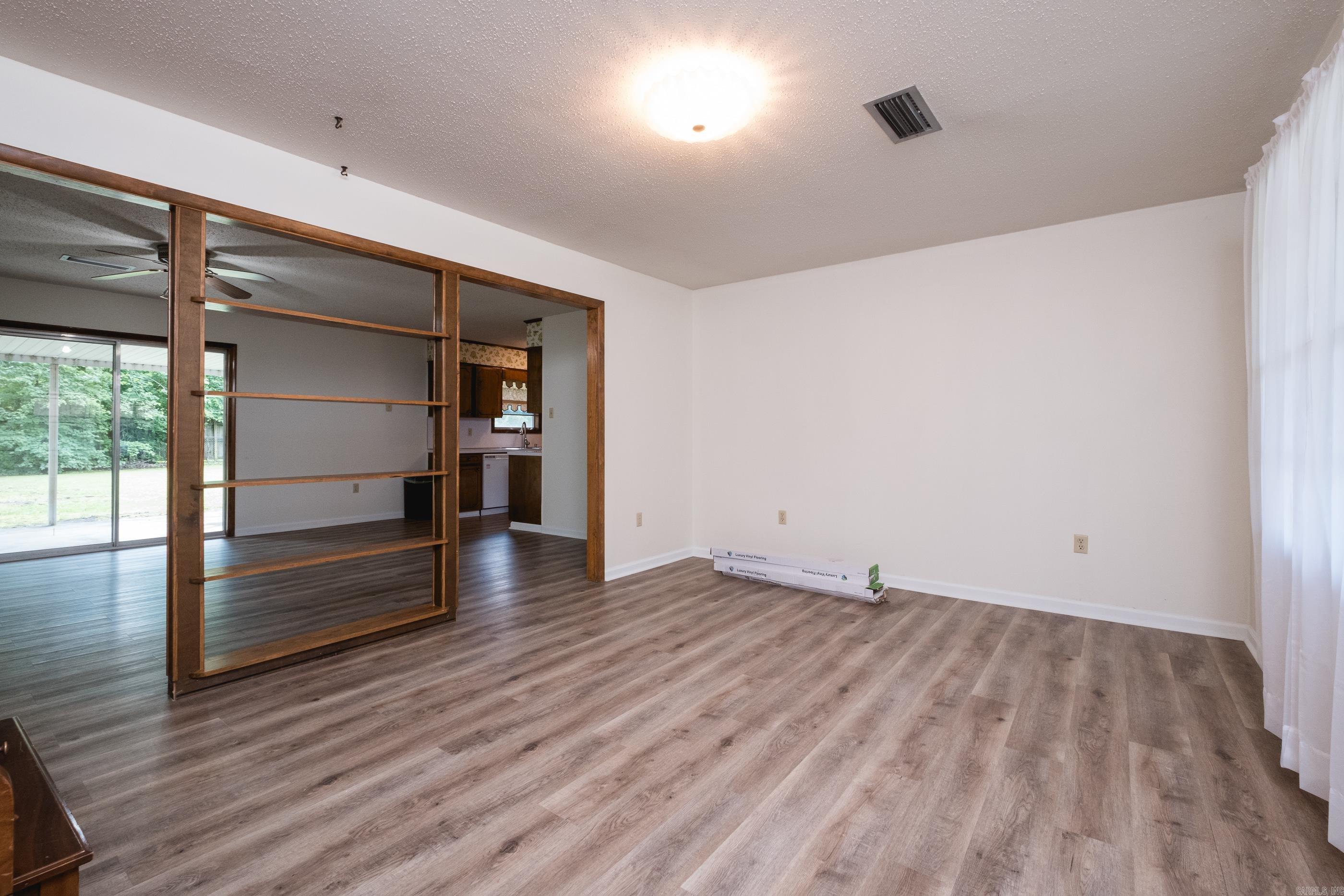 WEST GATE - Residential