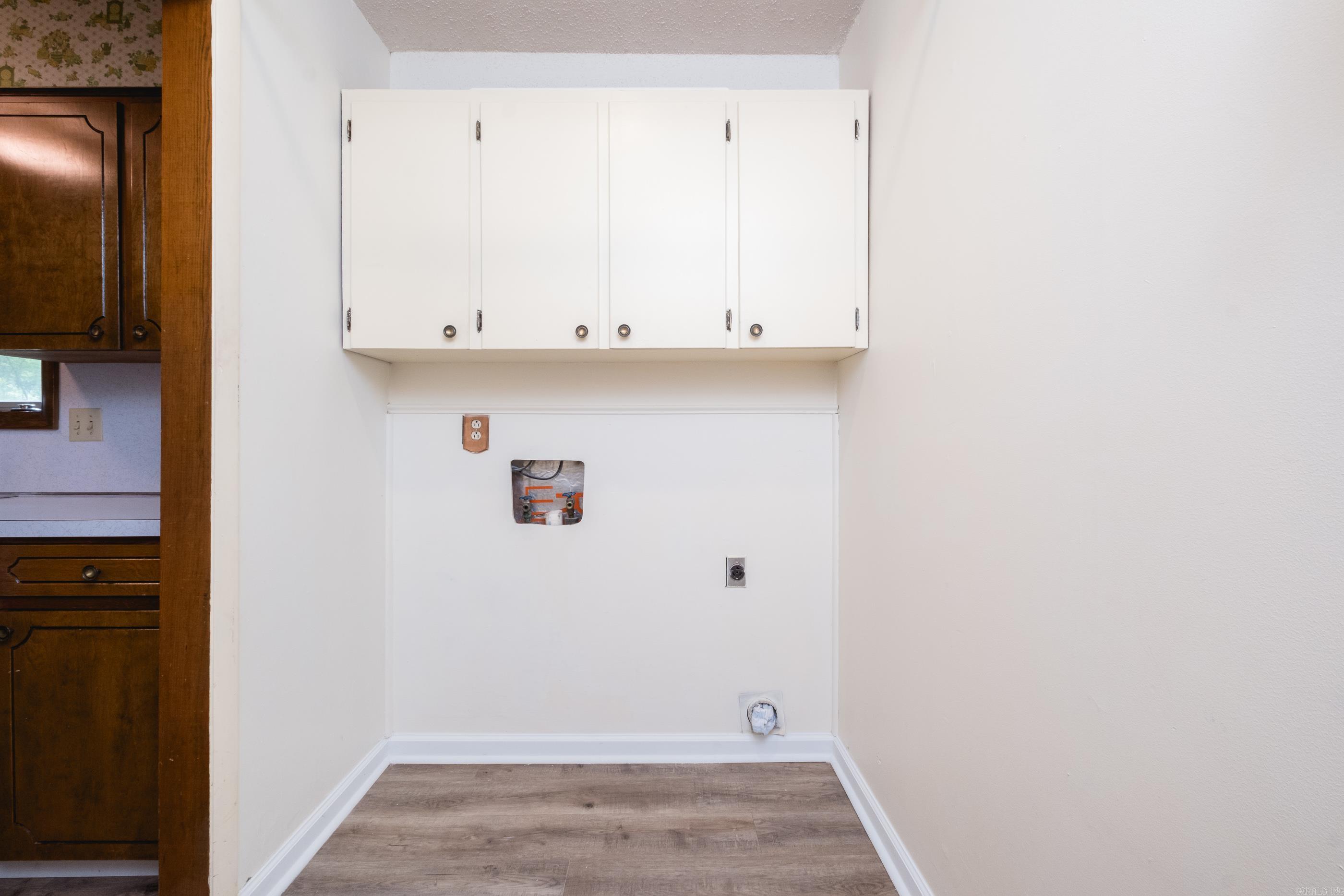 WEST GATE - Residential