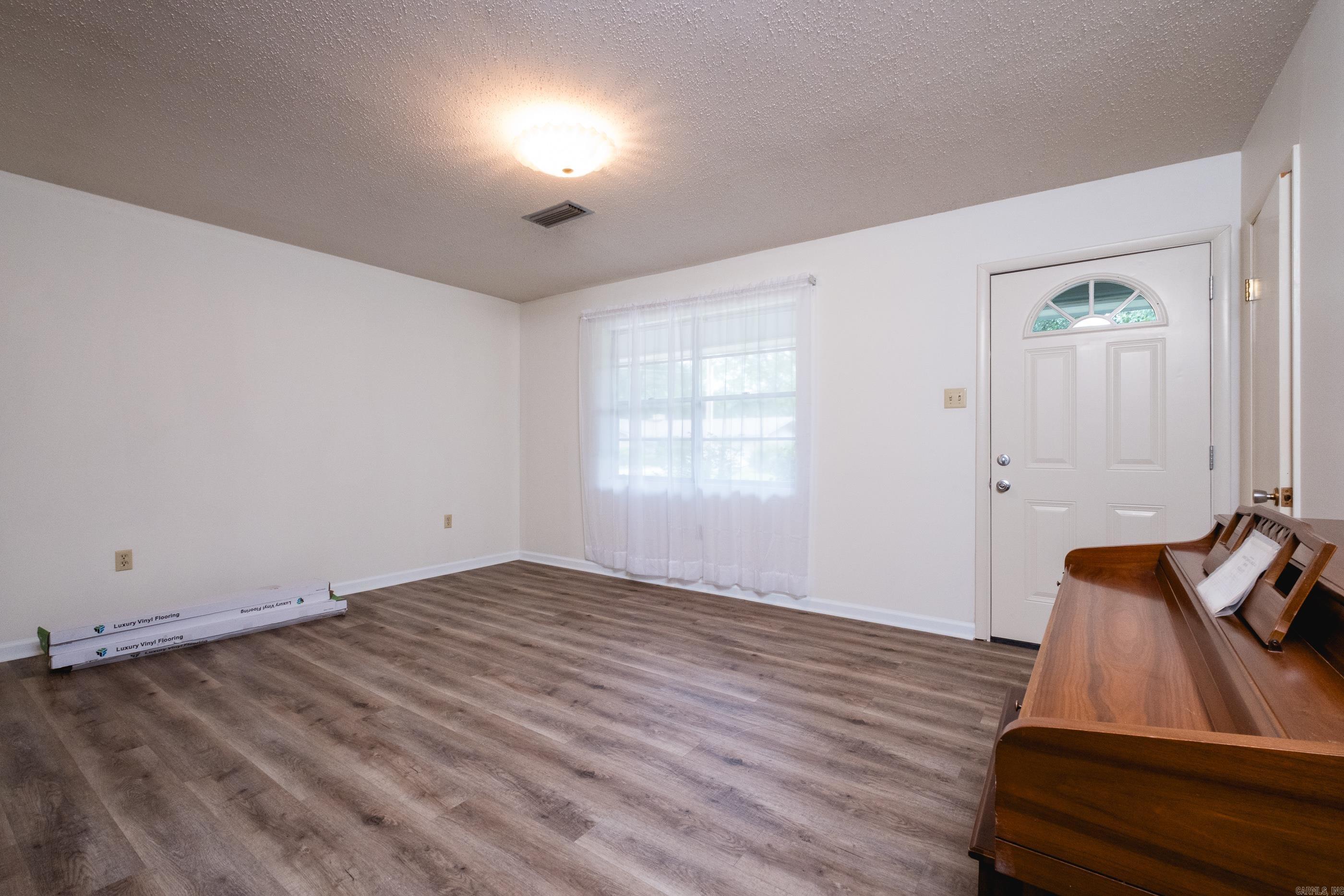 WEST GATE - Residential