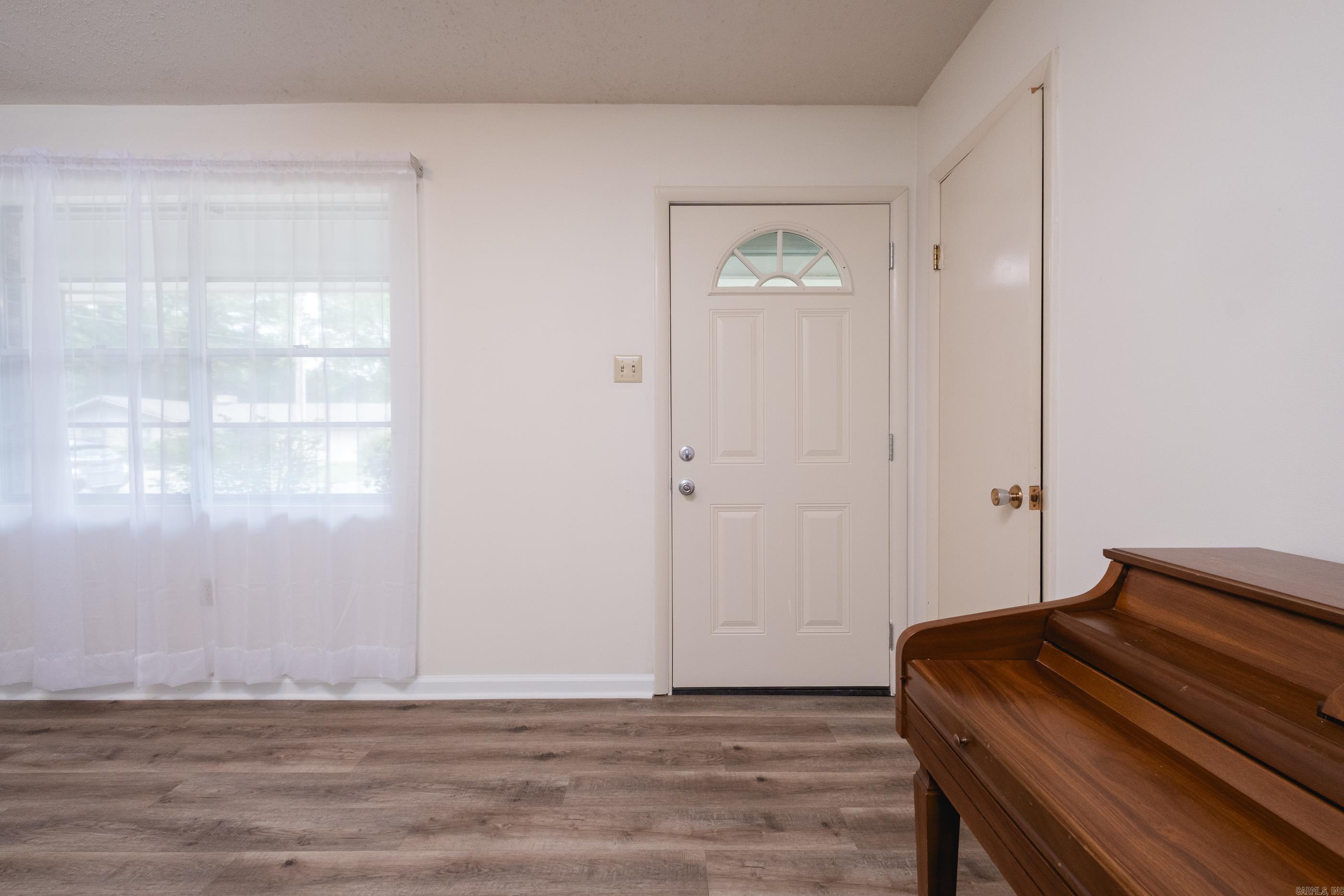 WEST GATE - Residential