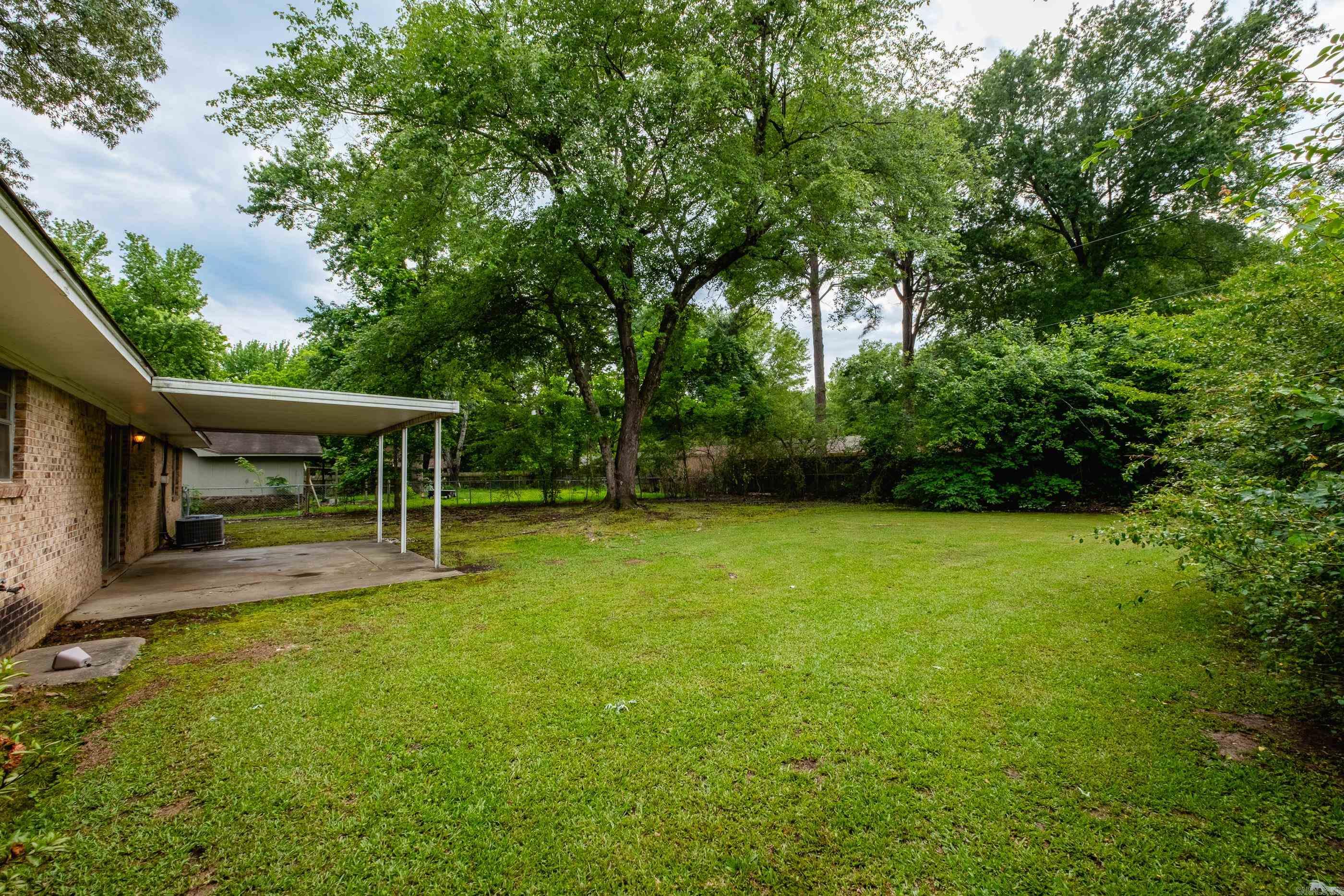 WEST GATE - Residential