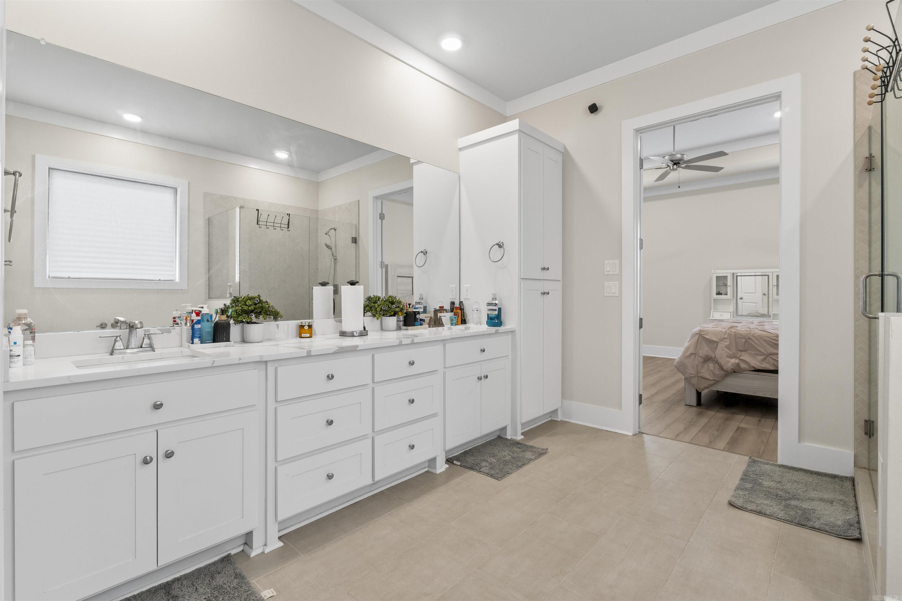 COUNTRY CLUB OF AR THE PH XXIV-B - Residential