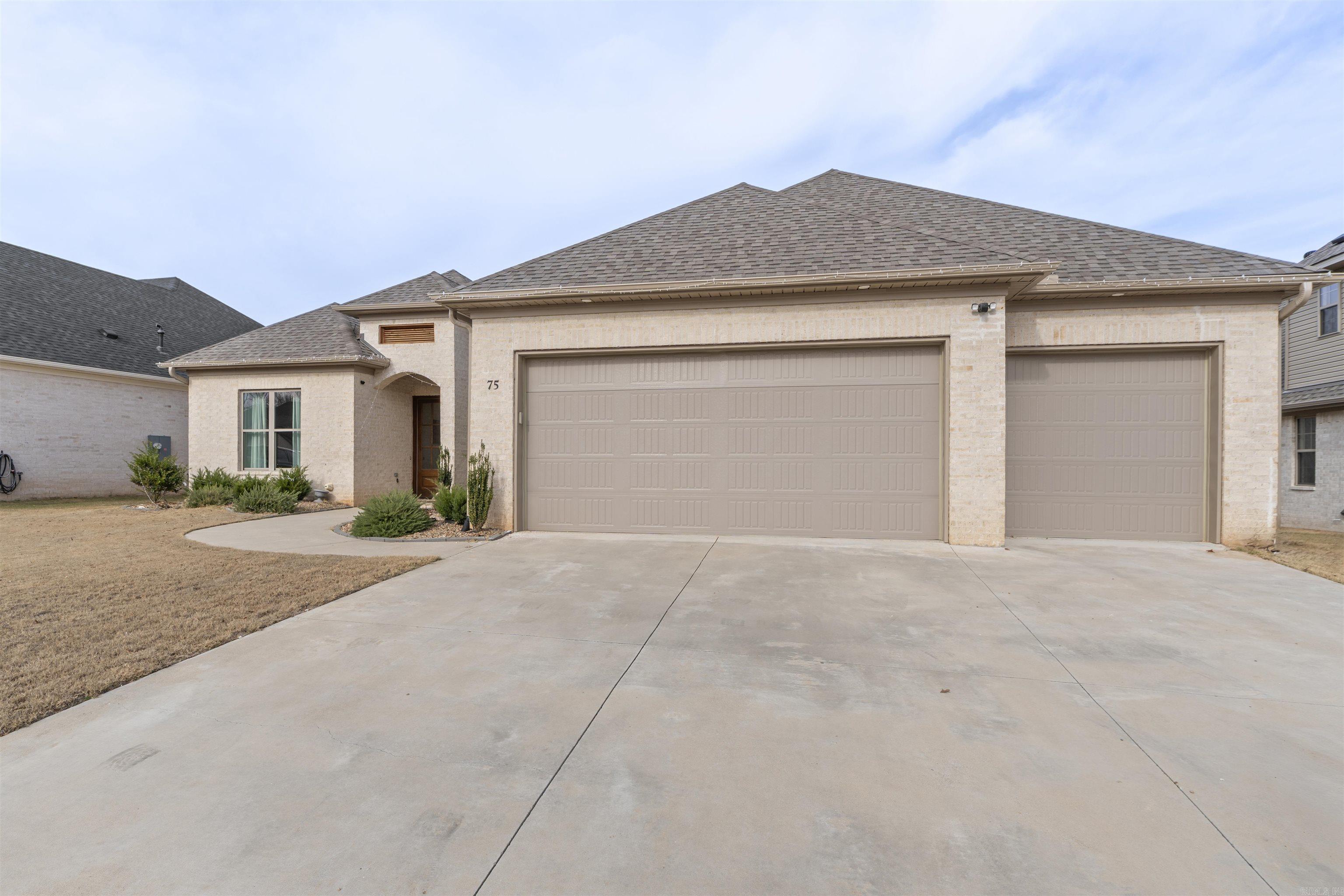 COUNTRY CLUB OF AR THE PH XXIV-B - Residential