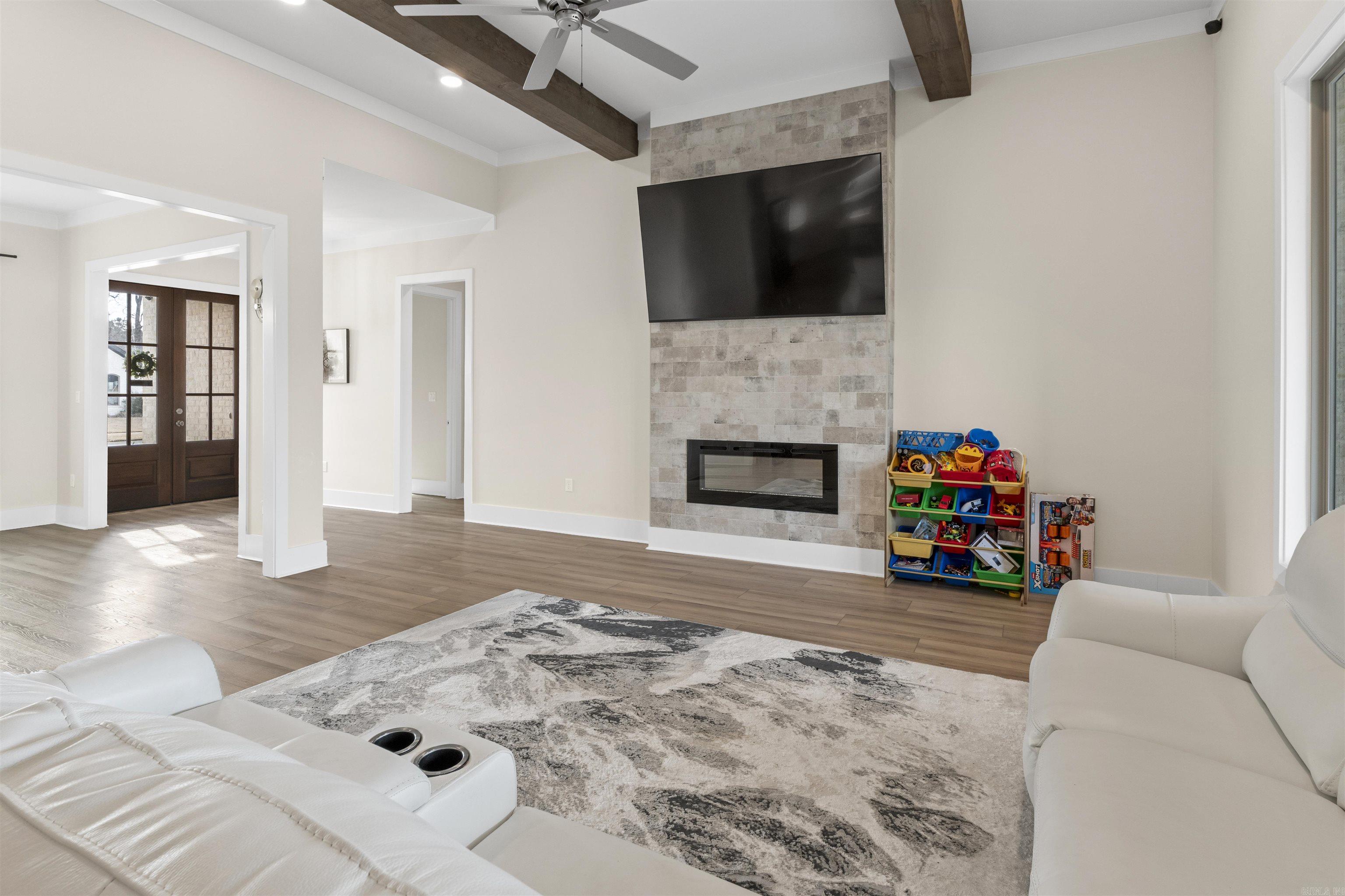 COUNTRY CLUB OF AR THE PH XXIV-B - Residential