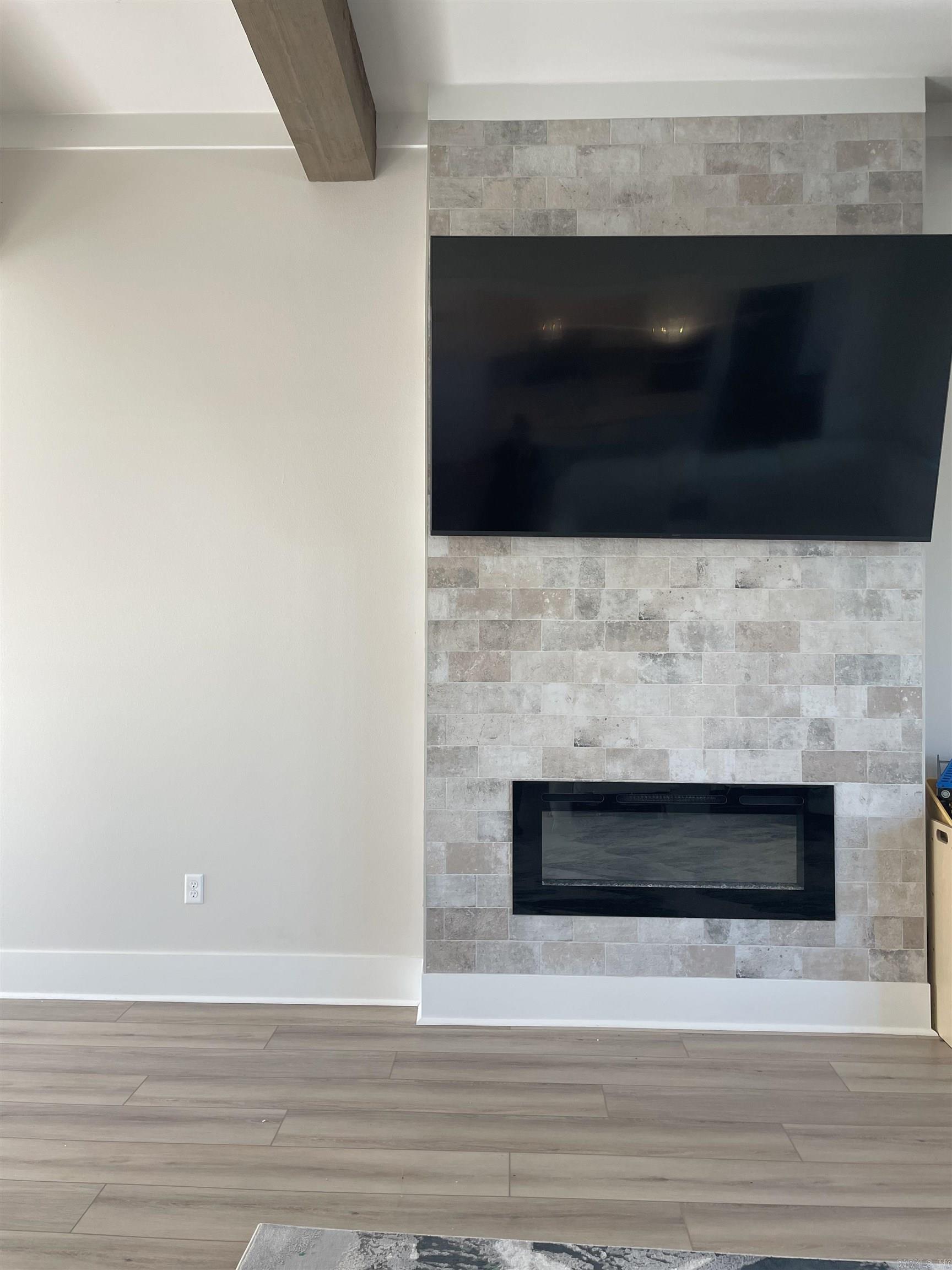 COUNTRY CLUB OF AR THE PH XXIV-B - Residential