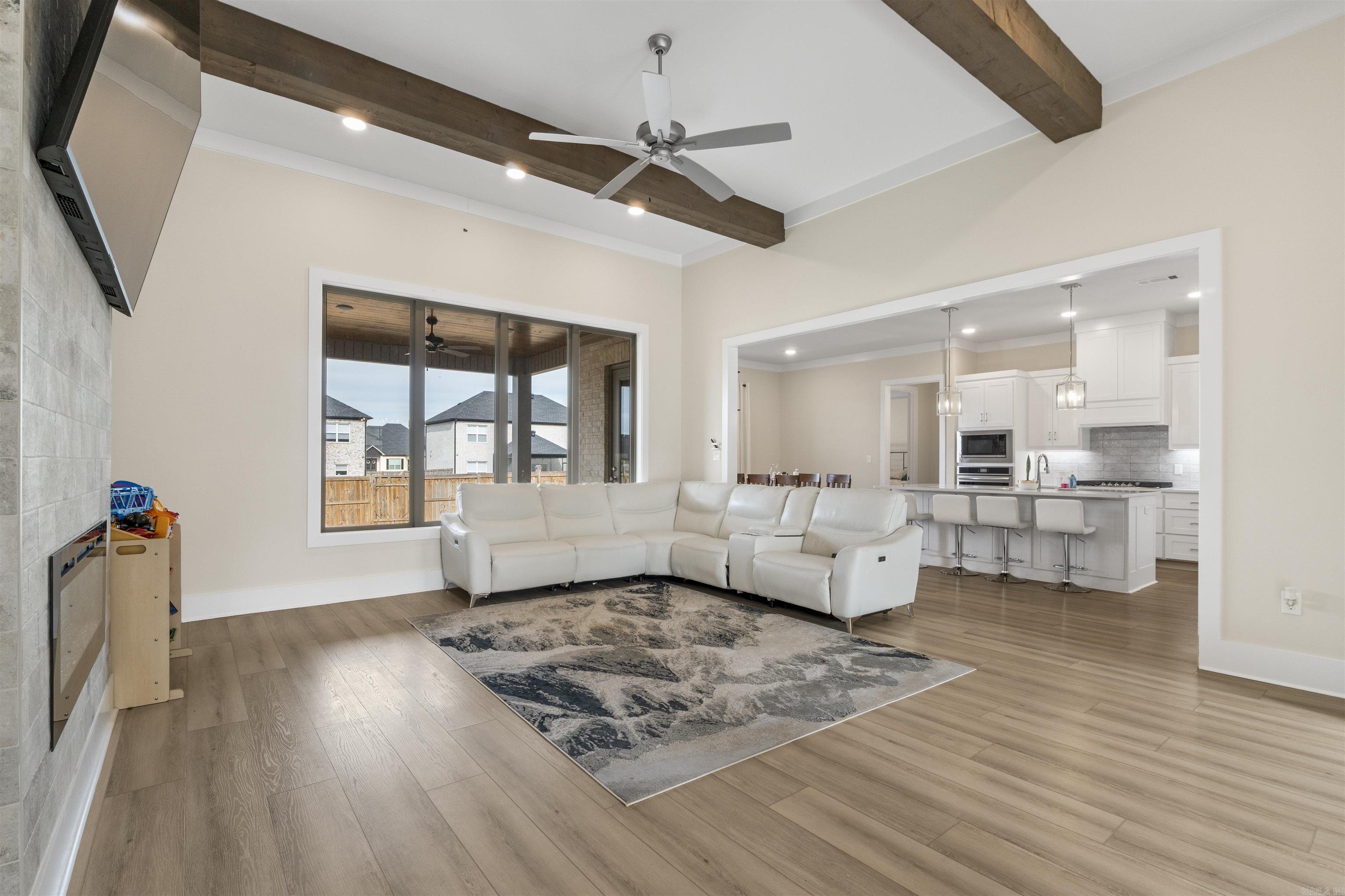 COUNTRY CLUB OF AR THE PH XXIV-B - Residential