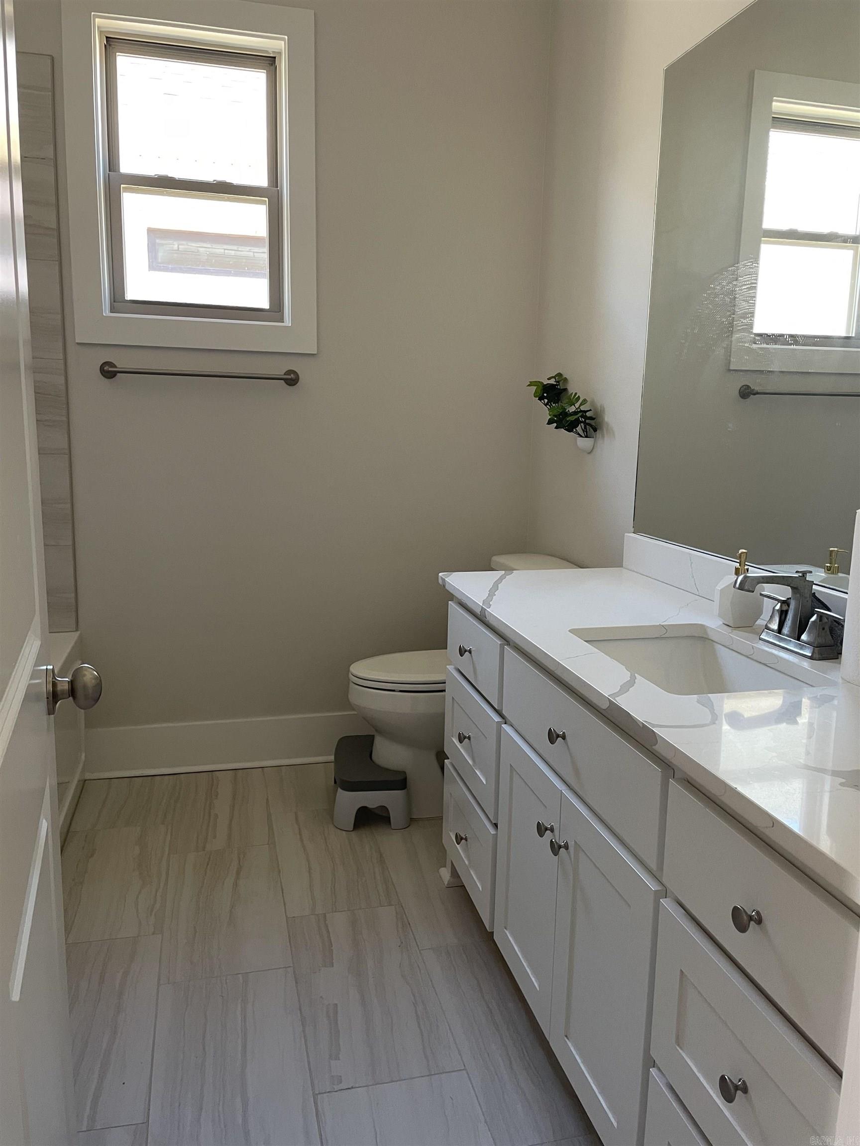 COUNTRY CLUB OF AR THE PH XXIV-B - Residential