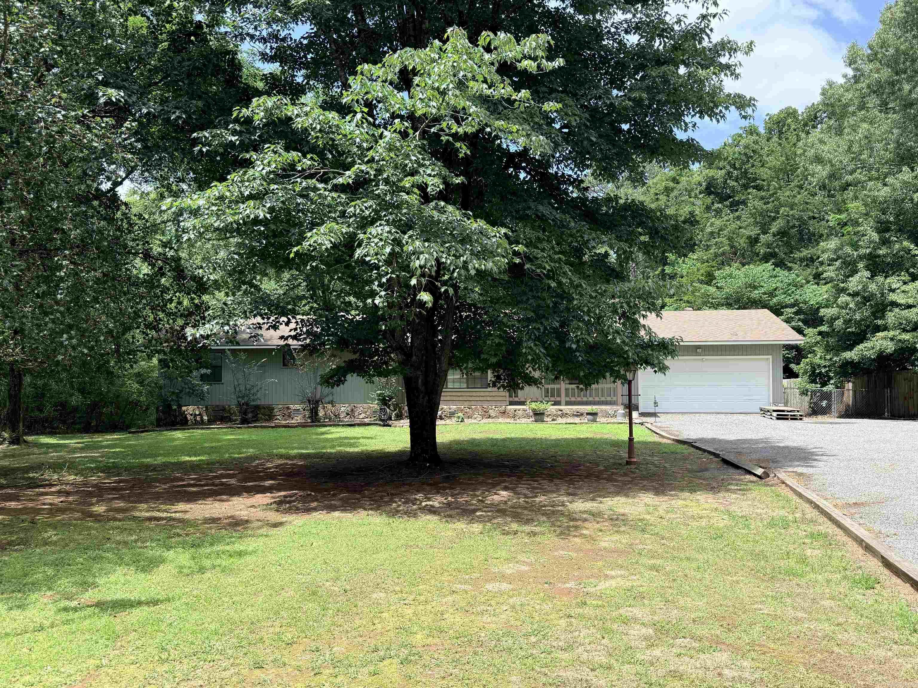 BAYWOOD - Residential