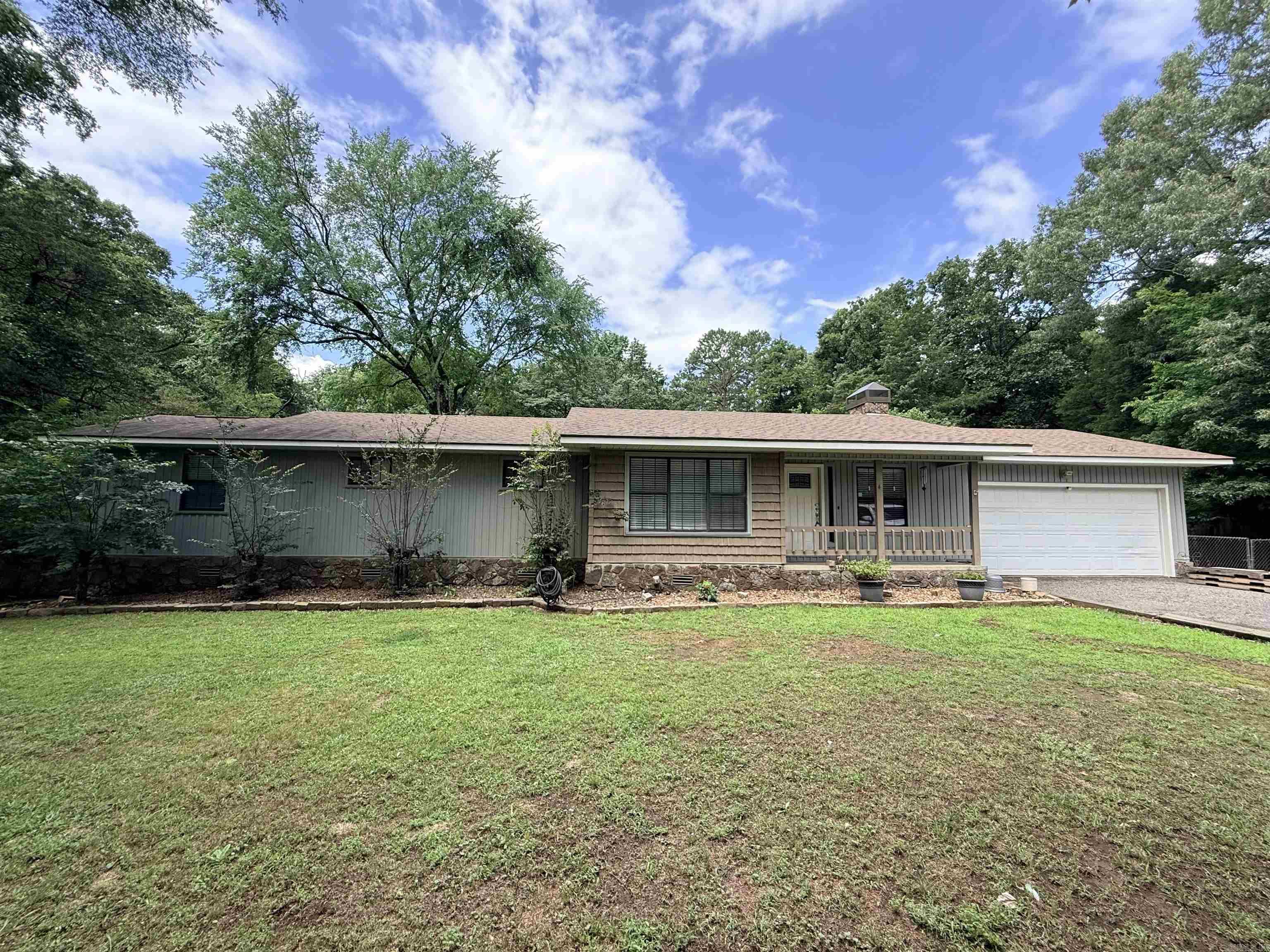 BAYWOOD - Residential