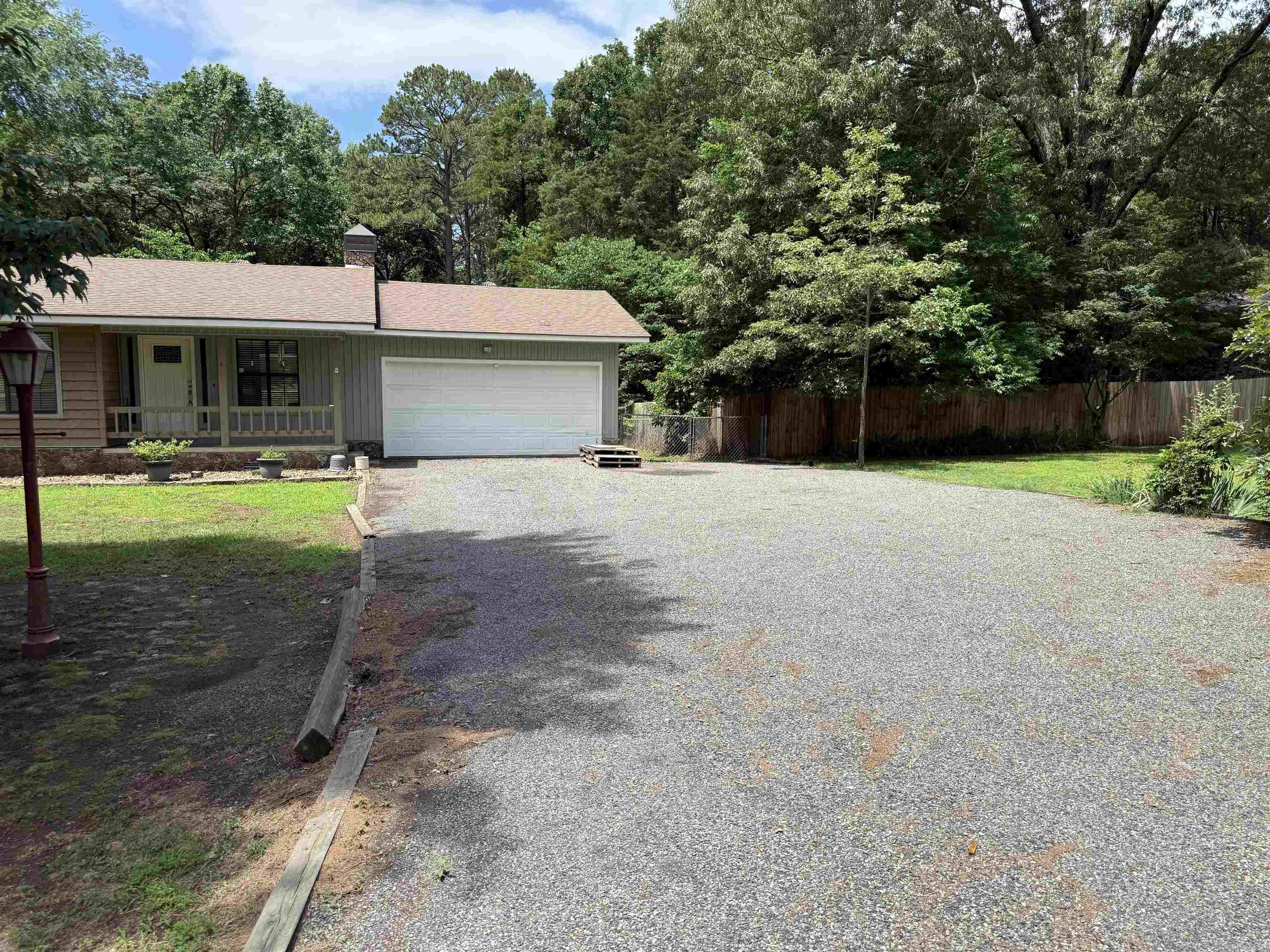 BAYWOOD - Residential