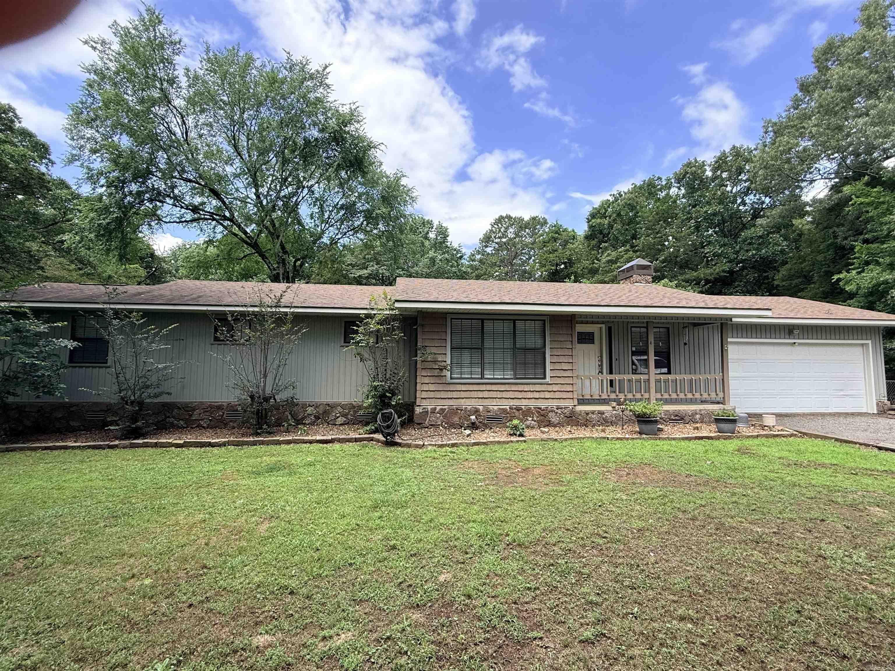 BAYWOOD - Residential