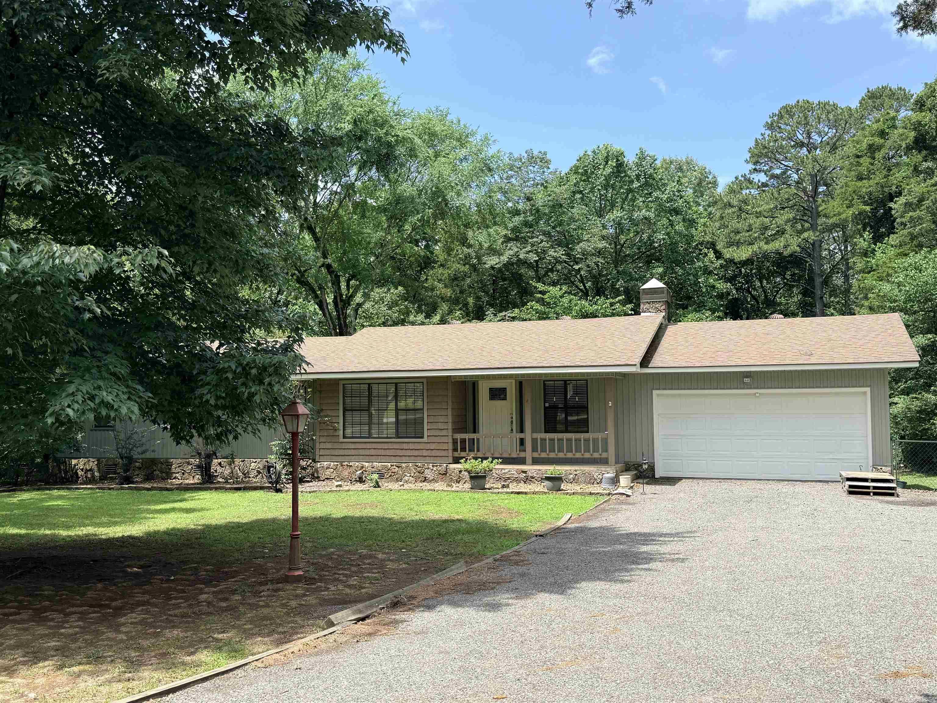 BAYWOOD - Residential