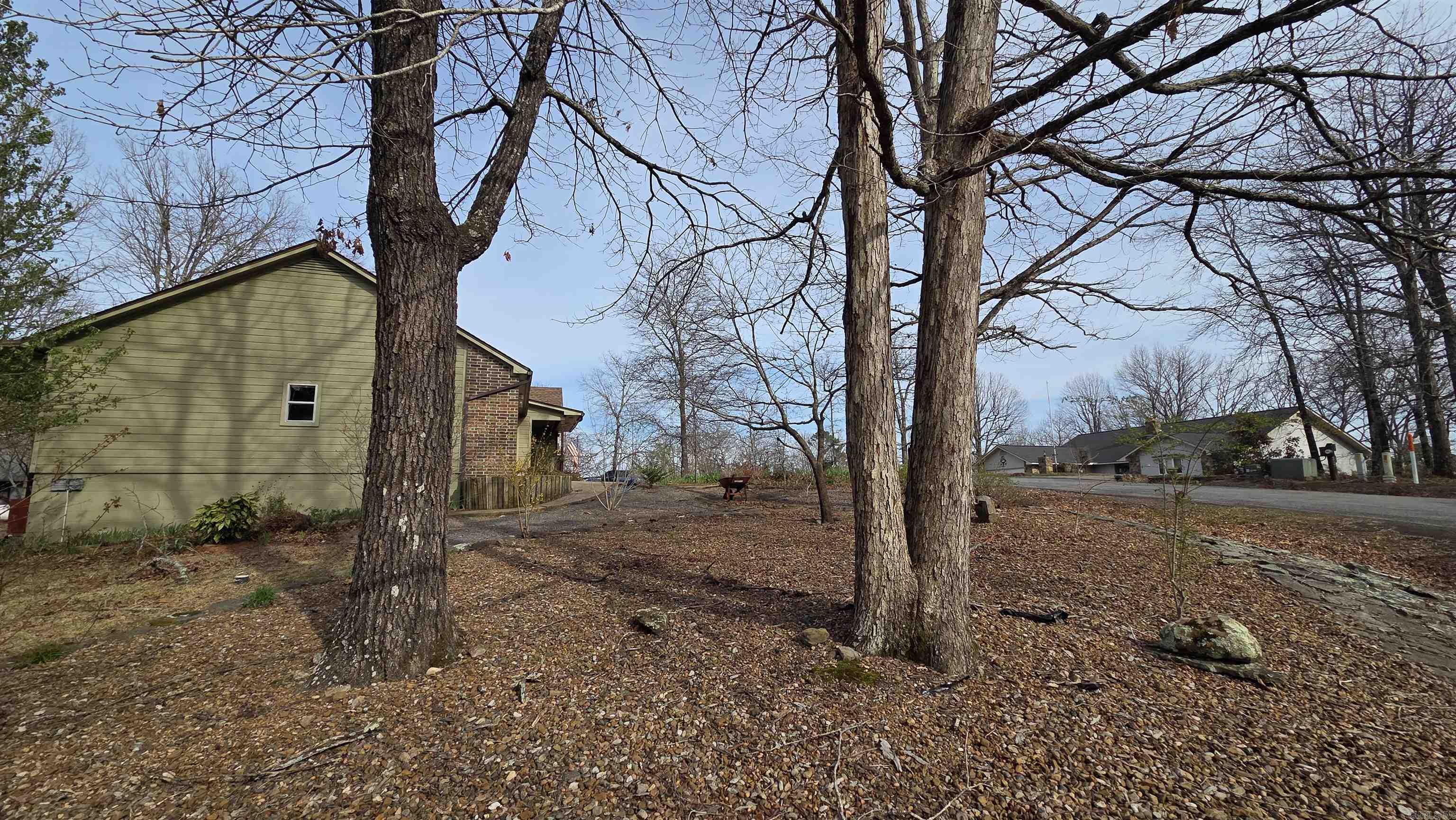 CASTLE RIDGE - Residential