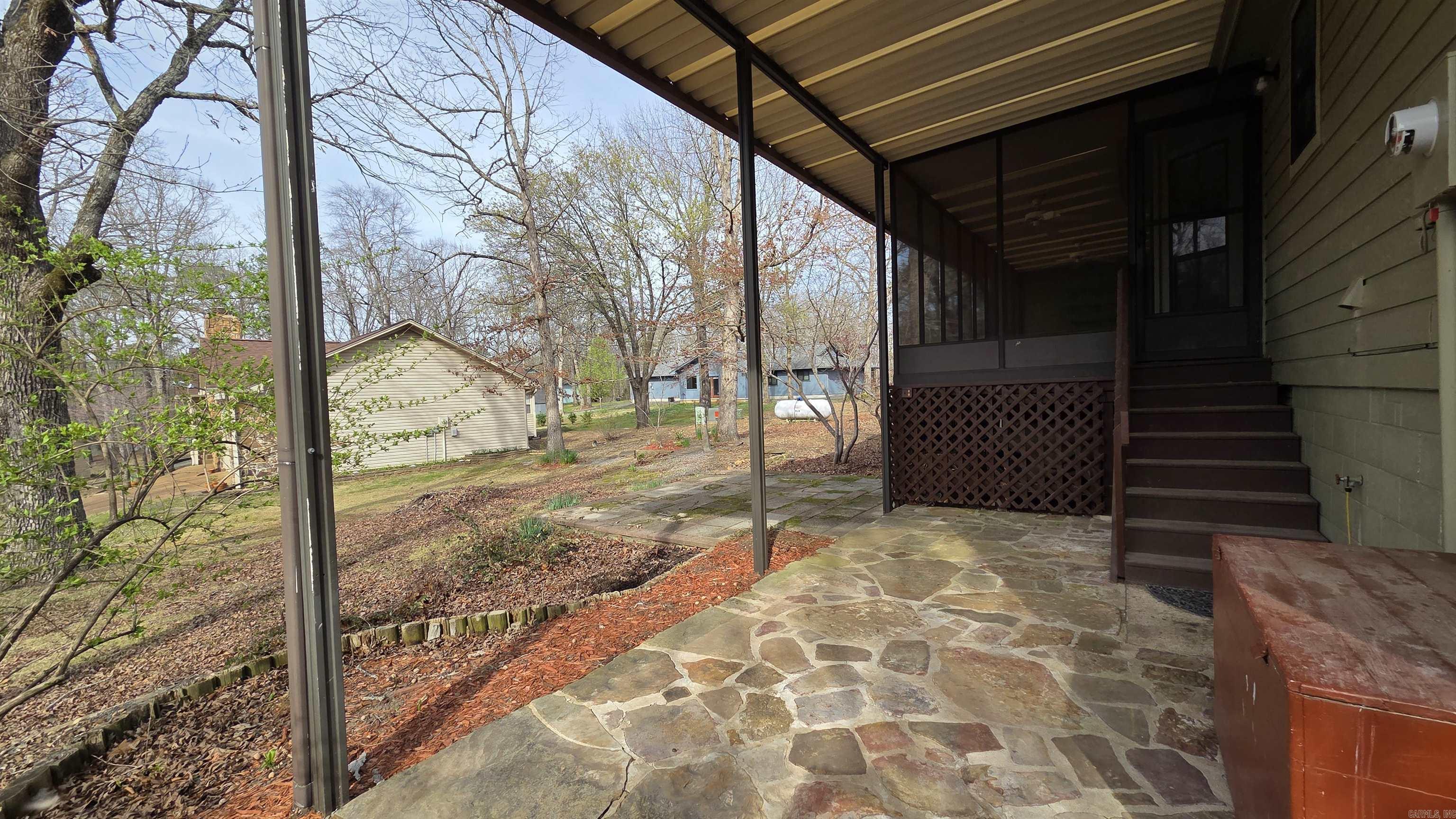 CASTLE RIDGE - Residential