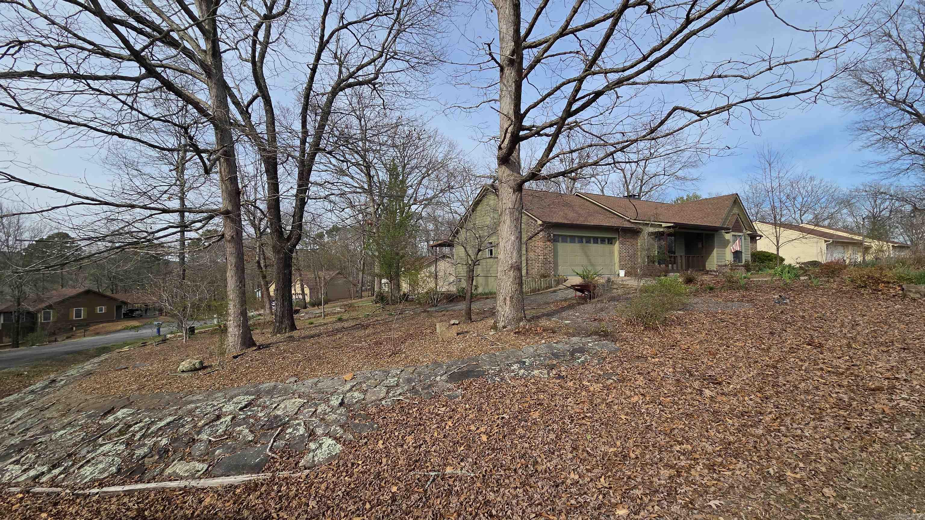 CASTLE RIDGE - Residential