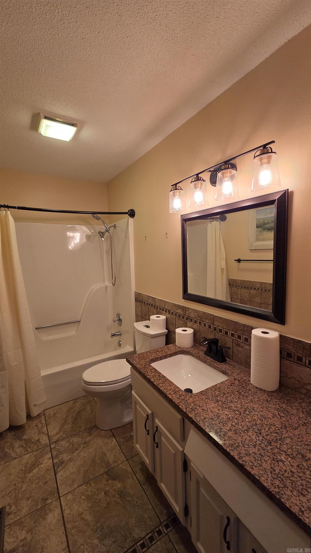 CASTLE RIDGE - Residential