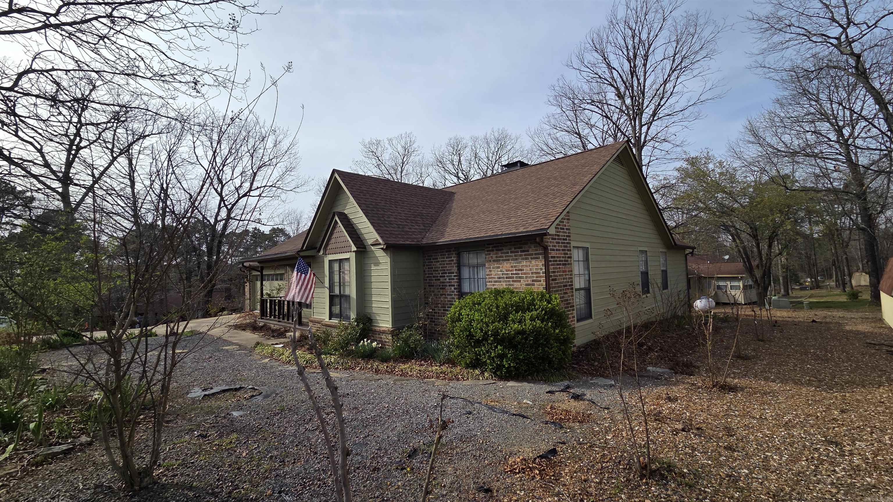 CASTLE RIDGE - Residential