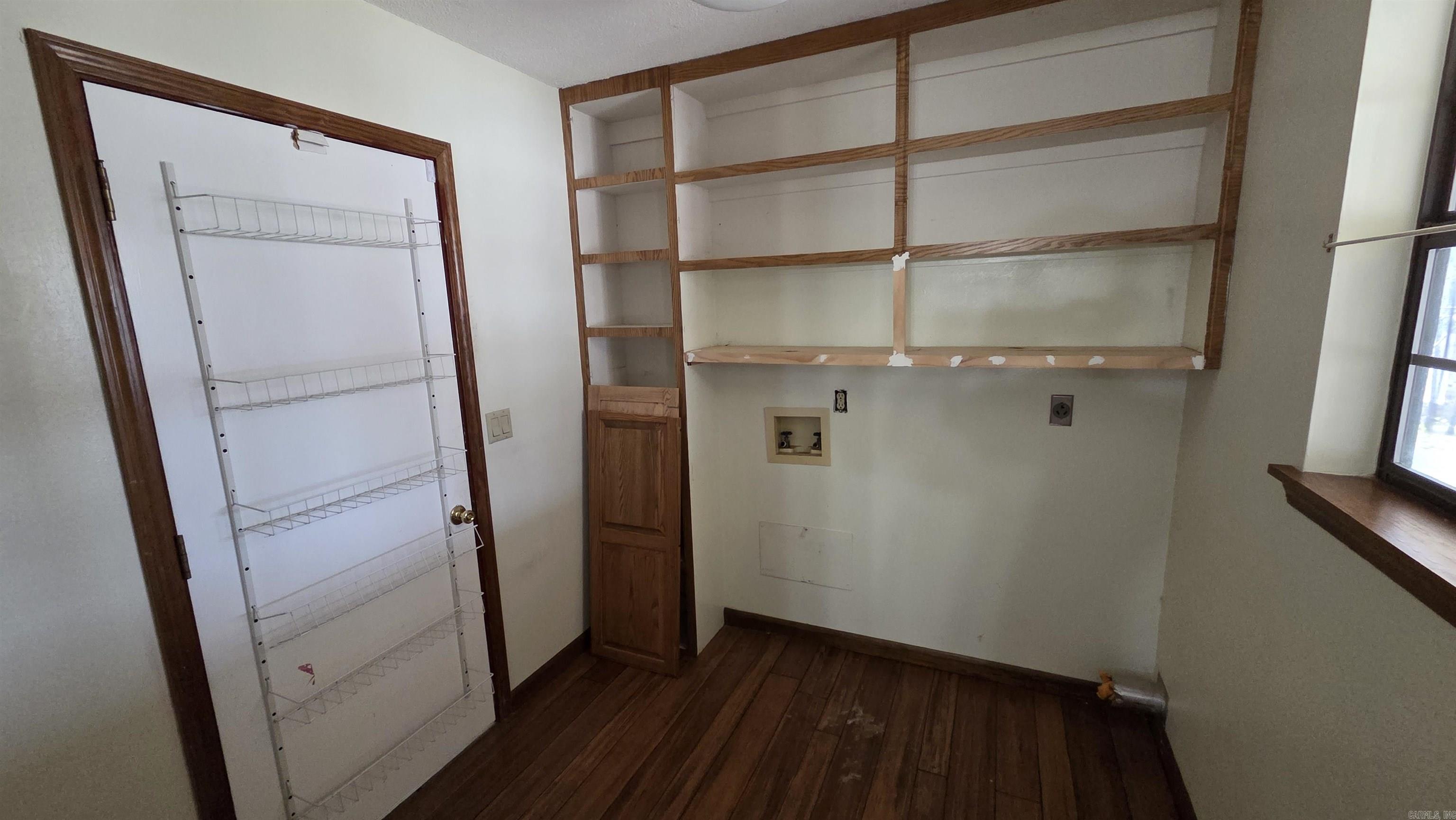 CASTLE RIDGE - Residential