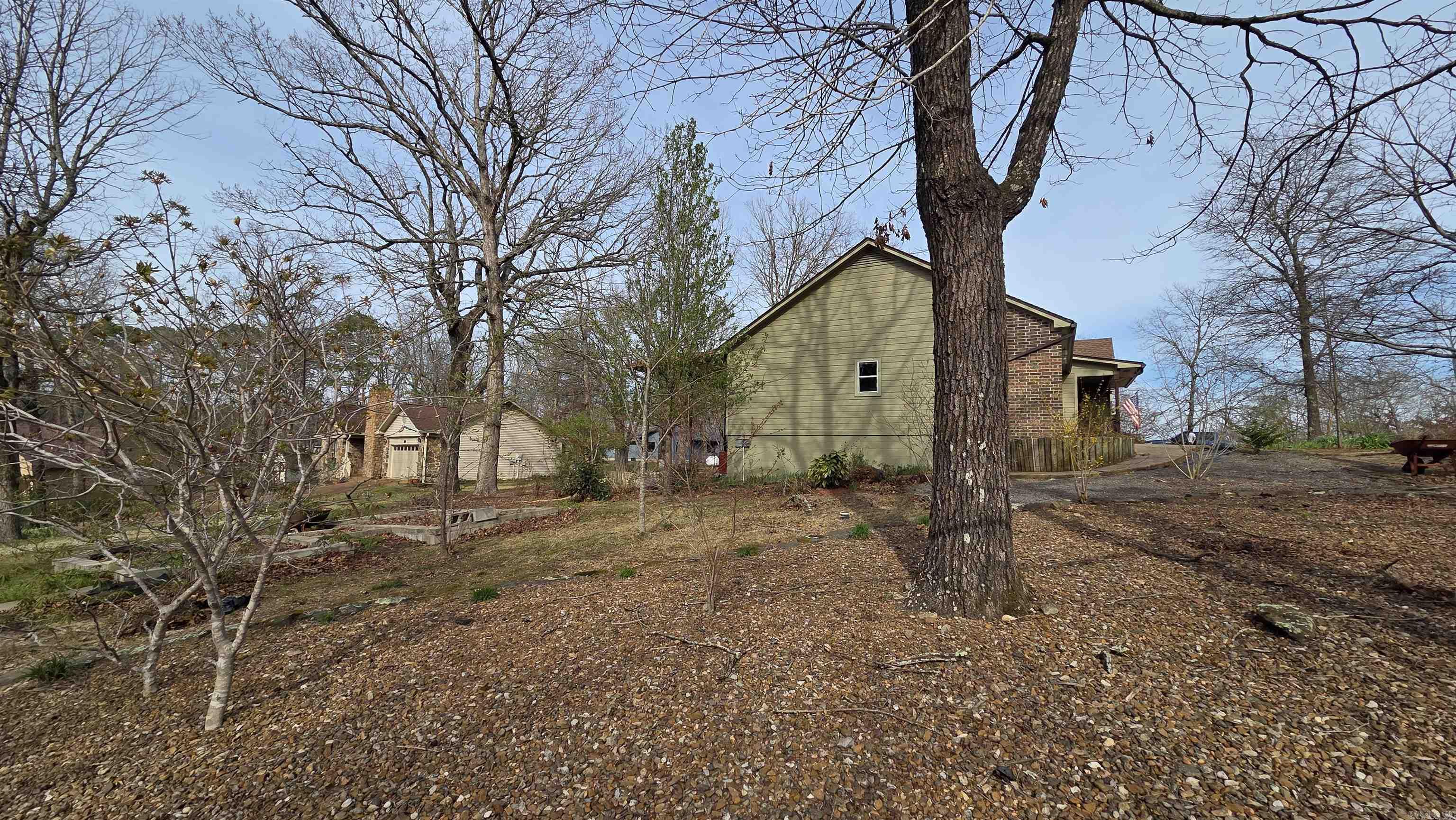 CASTLE RIDGE - Residential