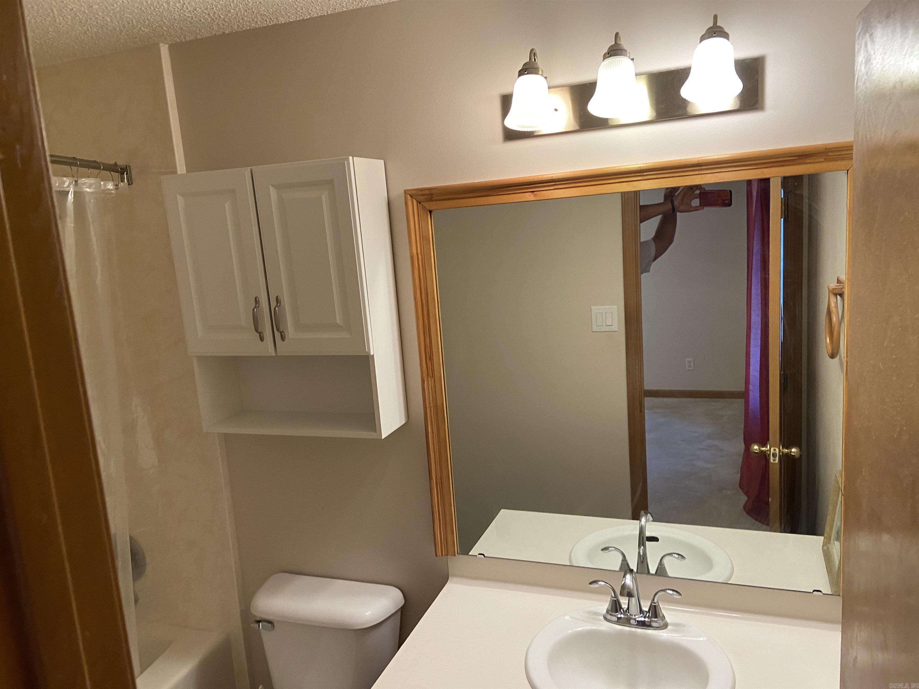 PEARL STONE ESTATES - Residential