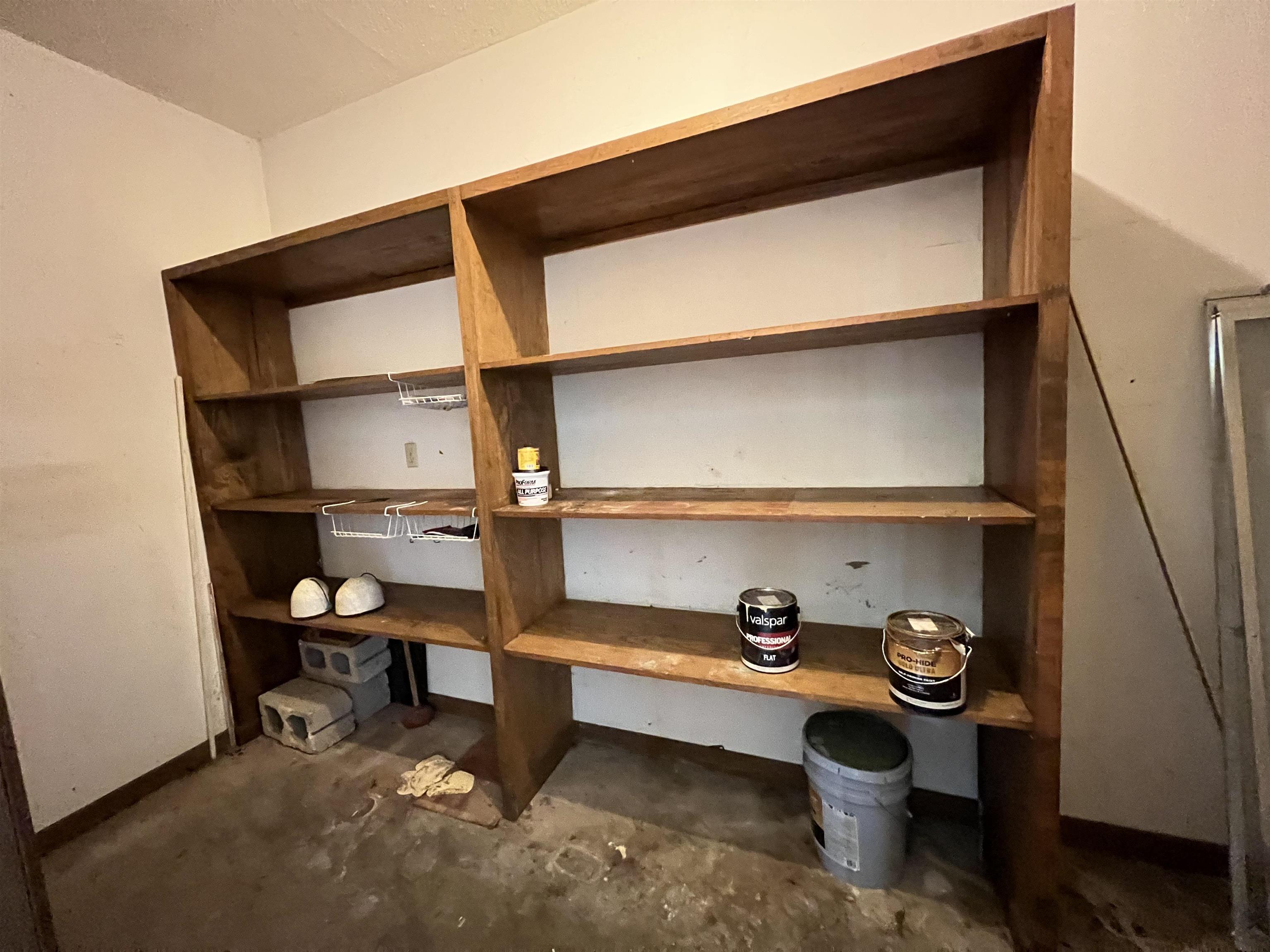 CROWN ADDITION - Residential