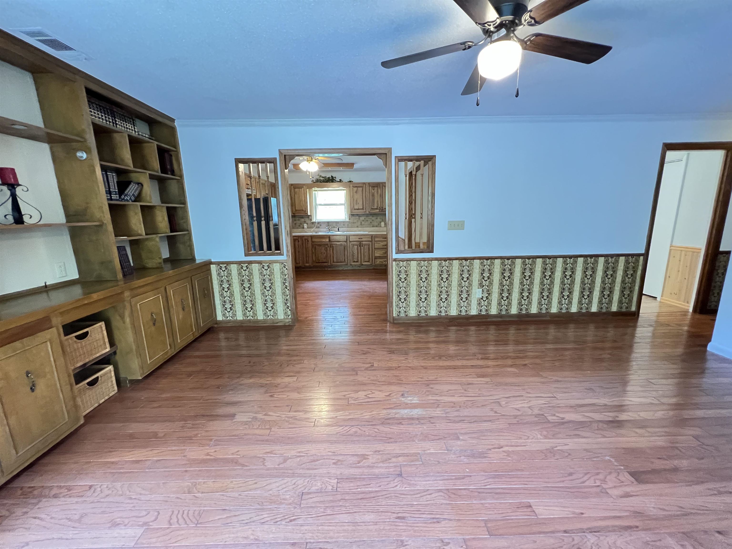 CROWN ADDITION - Residential