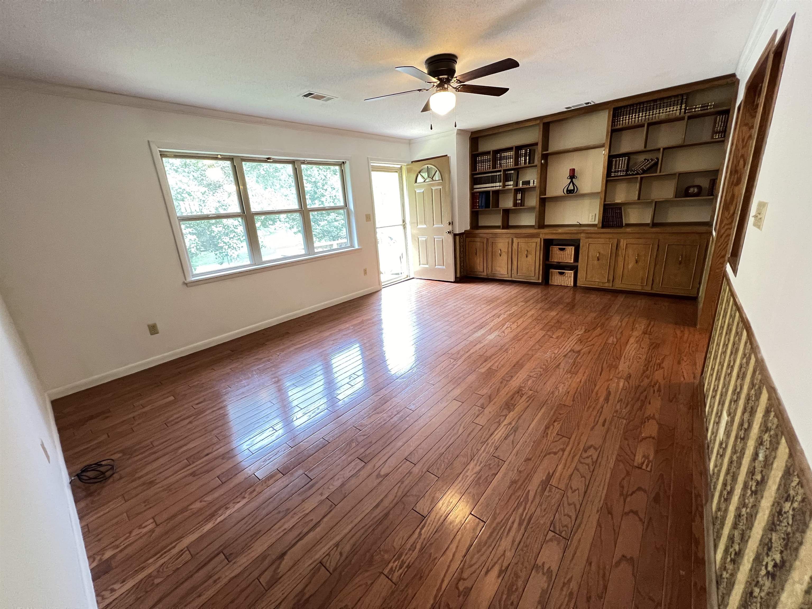 CROWN ADDITION - Residential