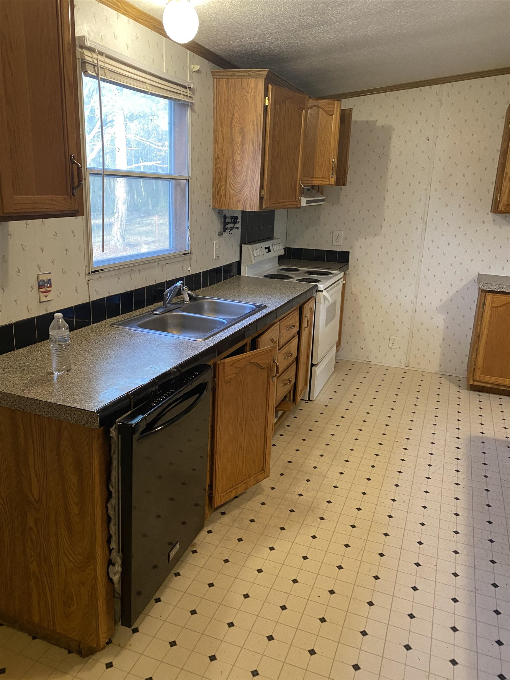 MCRAE ESTATES - Residential