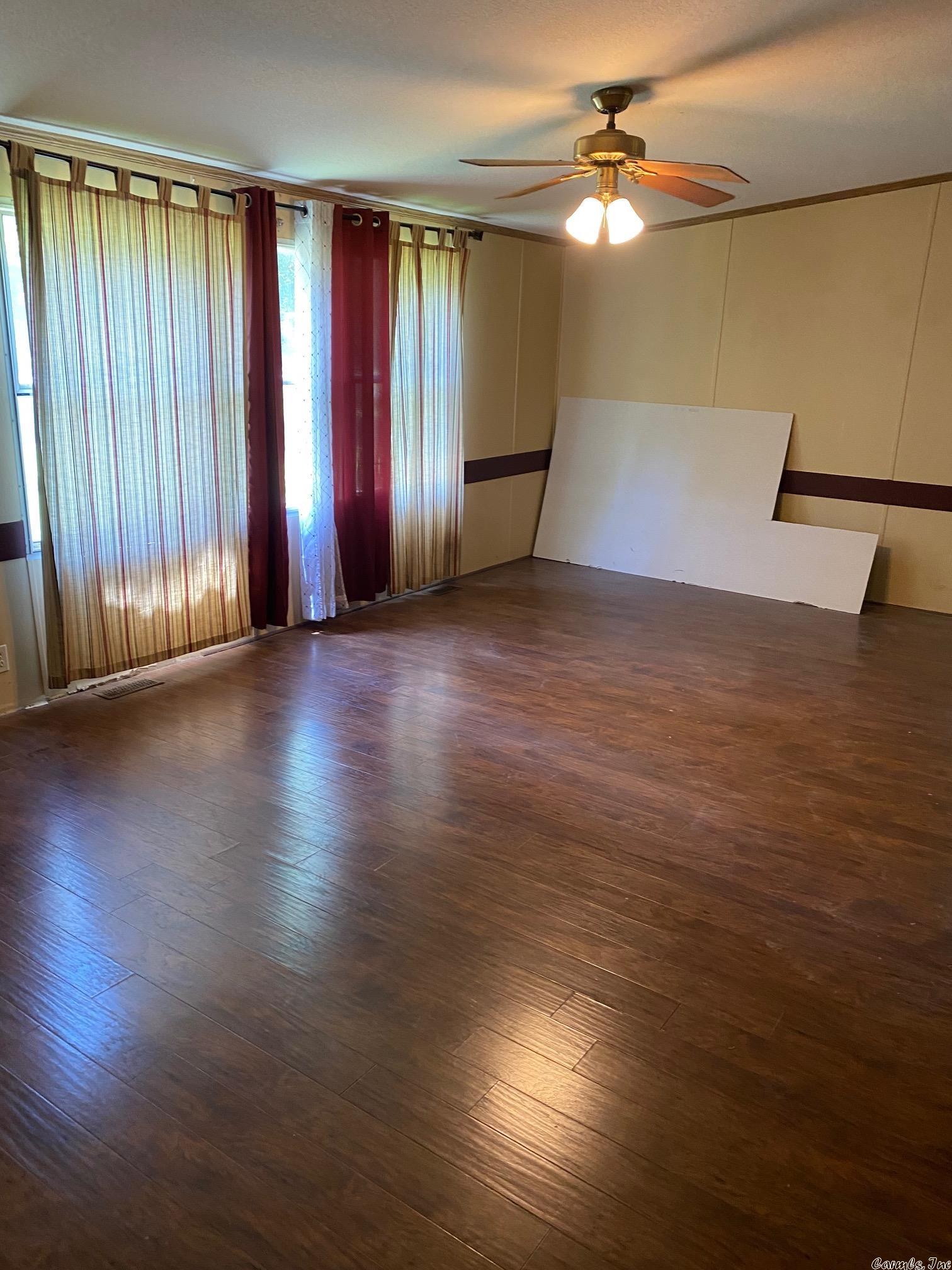 MCRAE ESTATES - Residential