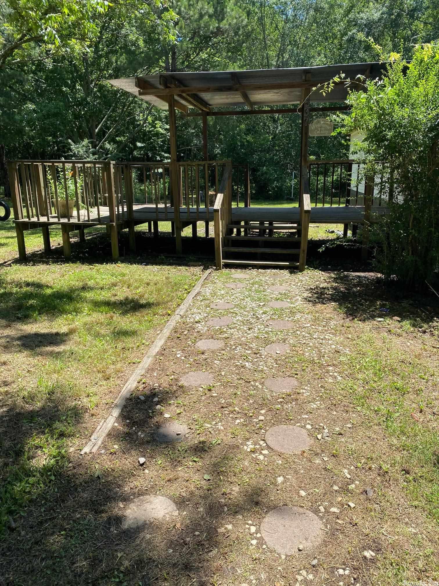 MCRAE ESTATES - Residential