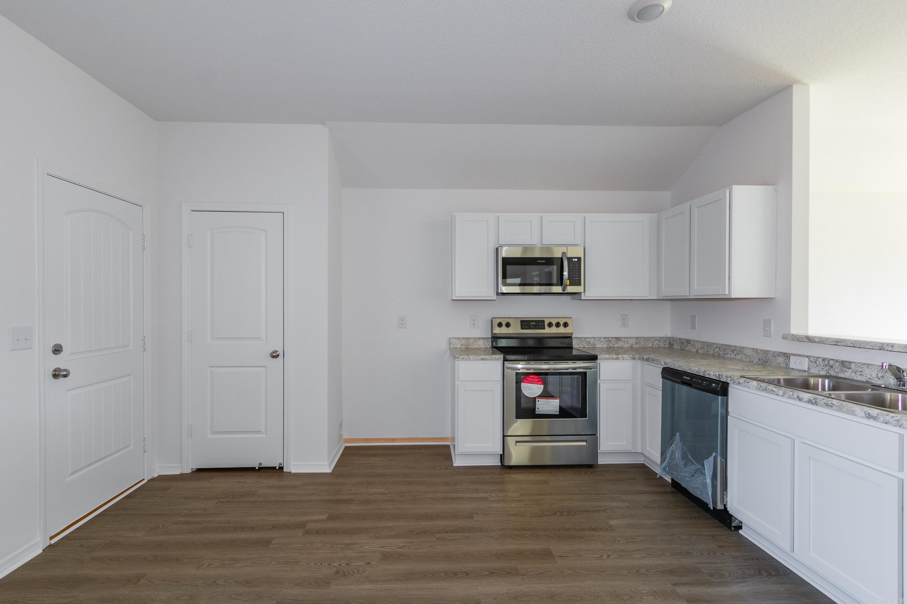 STAGECOACH MEADOWS - Residential