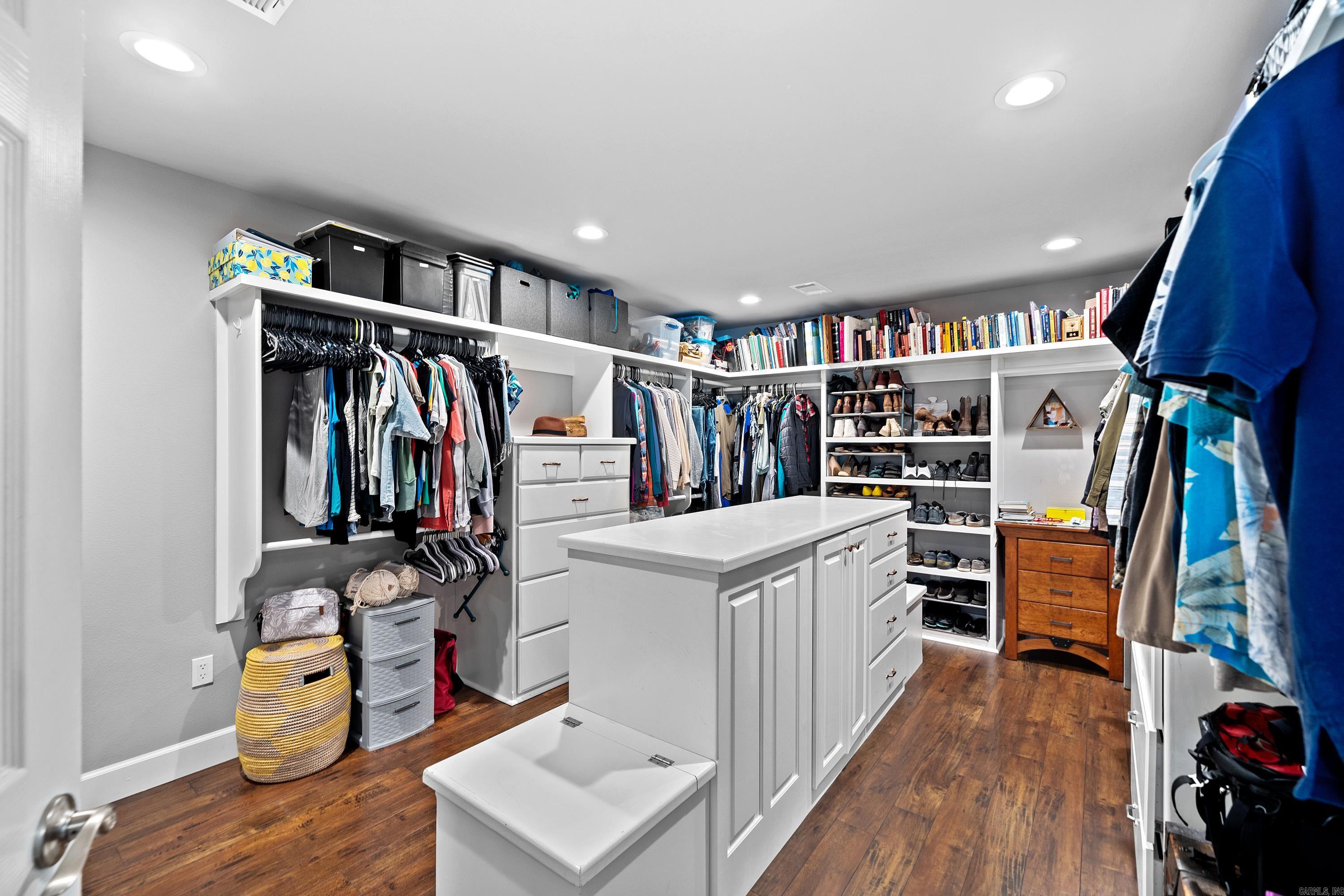 Lake Vista Estates - Residential