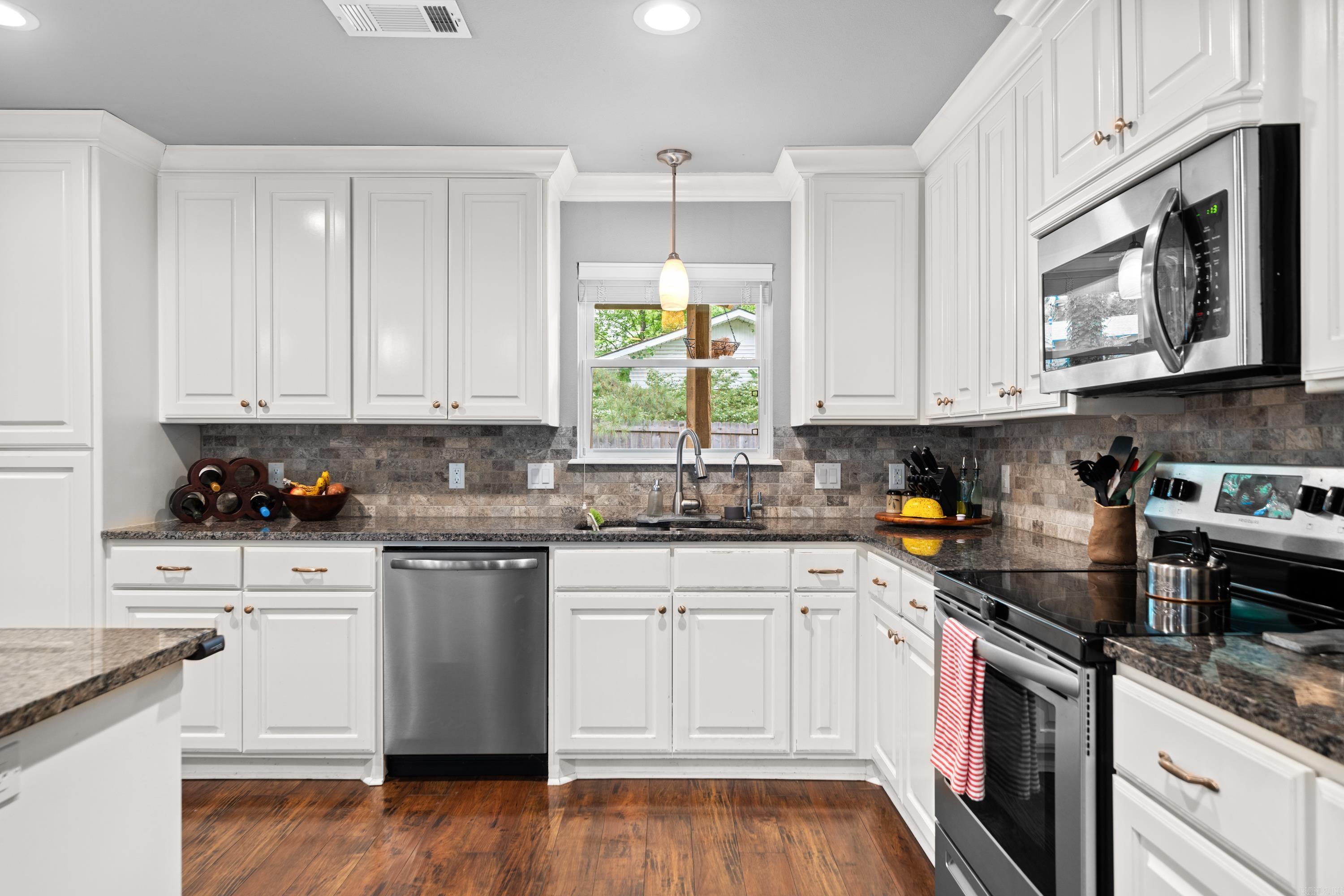 Lake Vista Estates - Residential