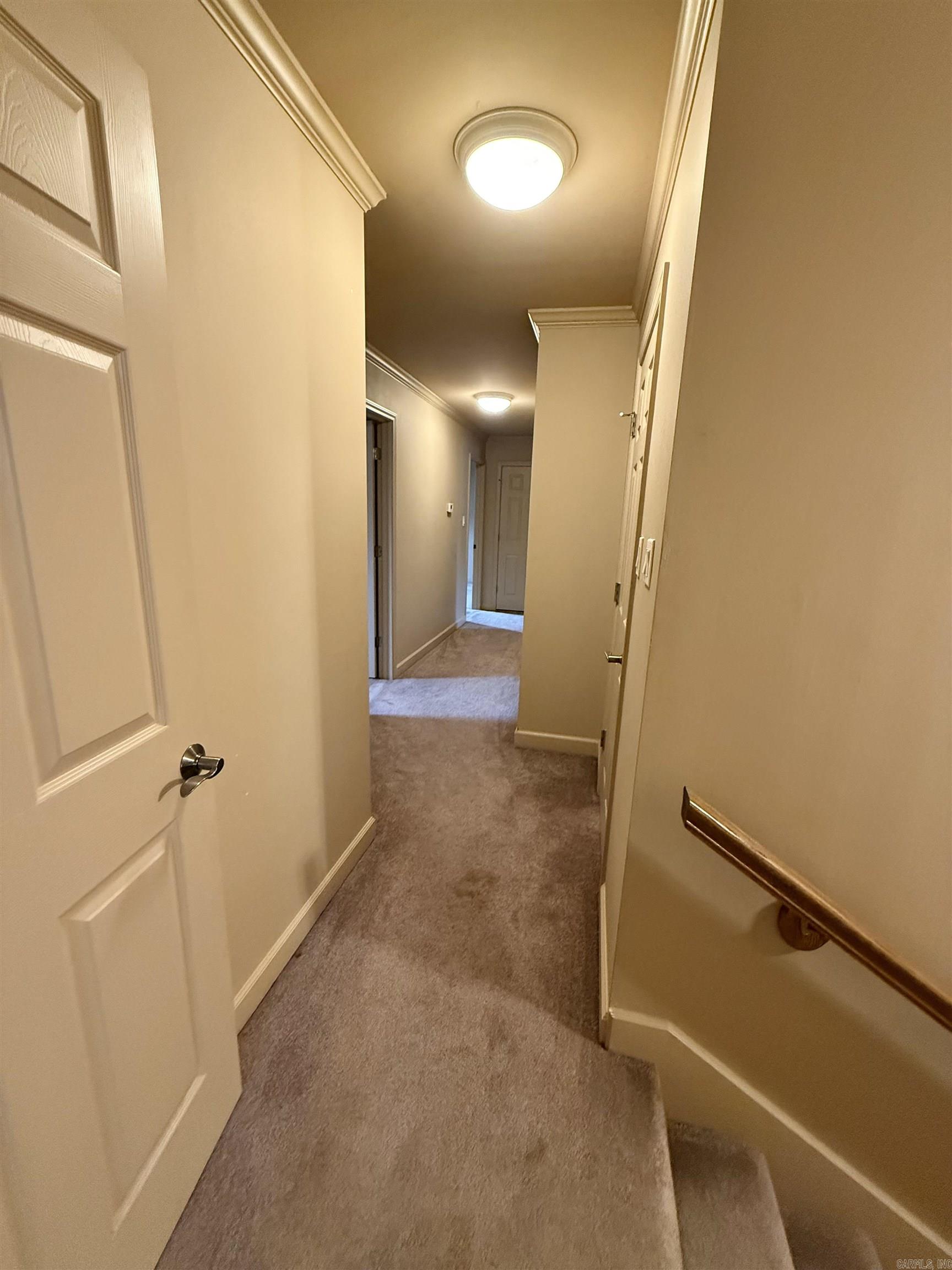 COUNTRY CLUB MANOR - Residential