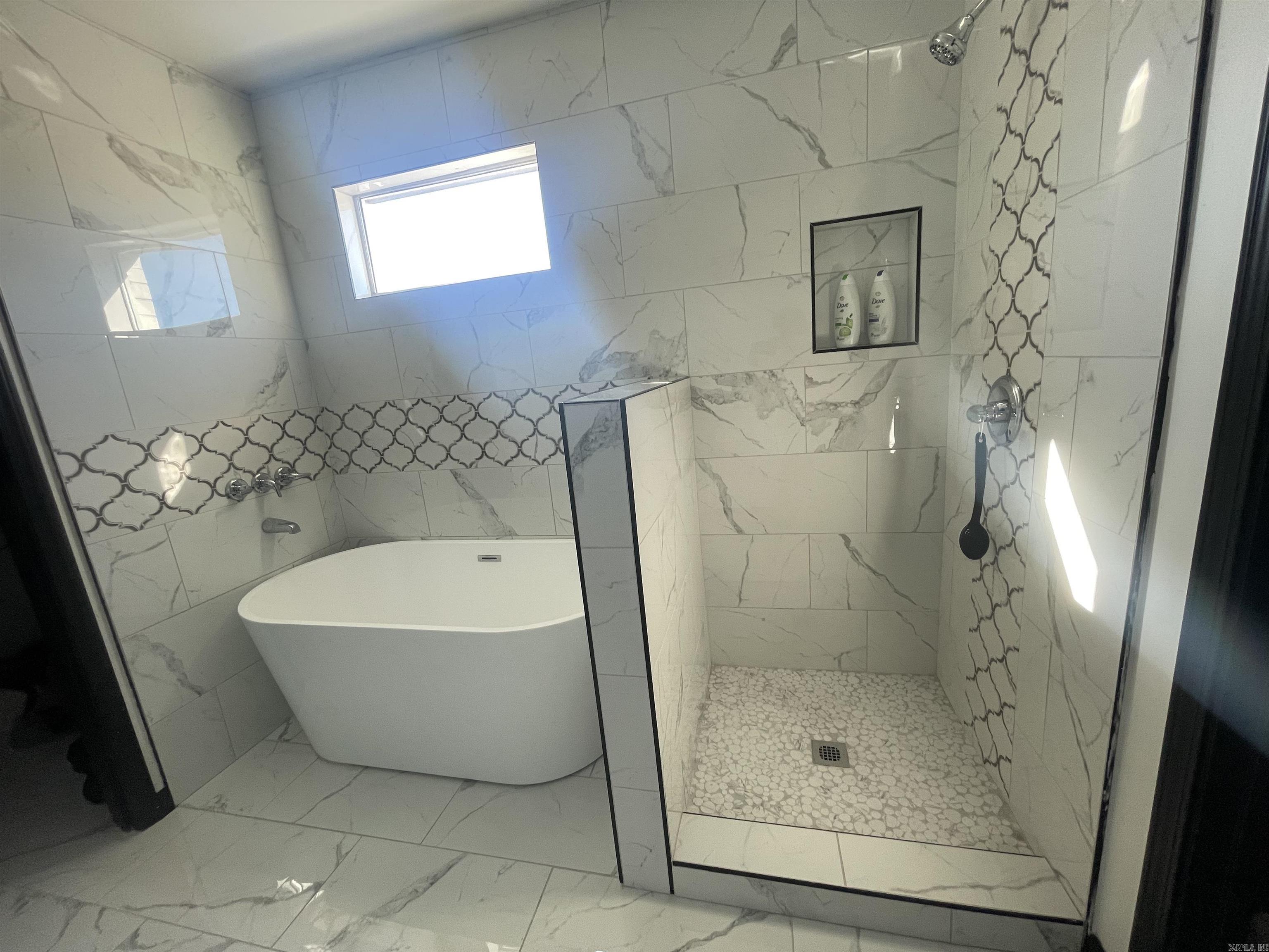 PLEASANT WOODS - Residential