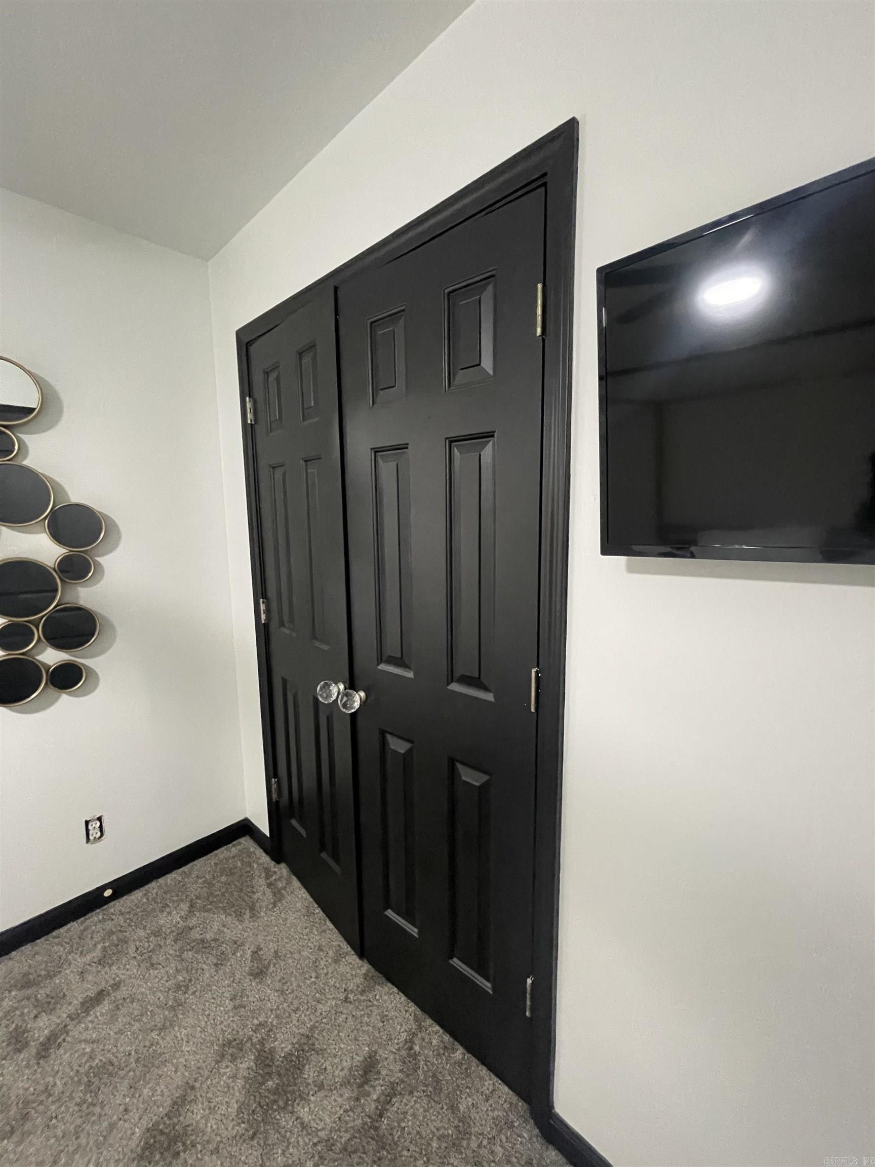 PLEASANT WOODS - Residential