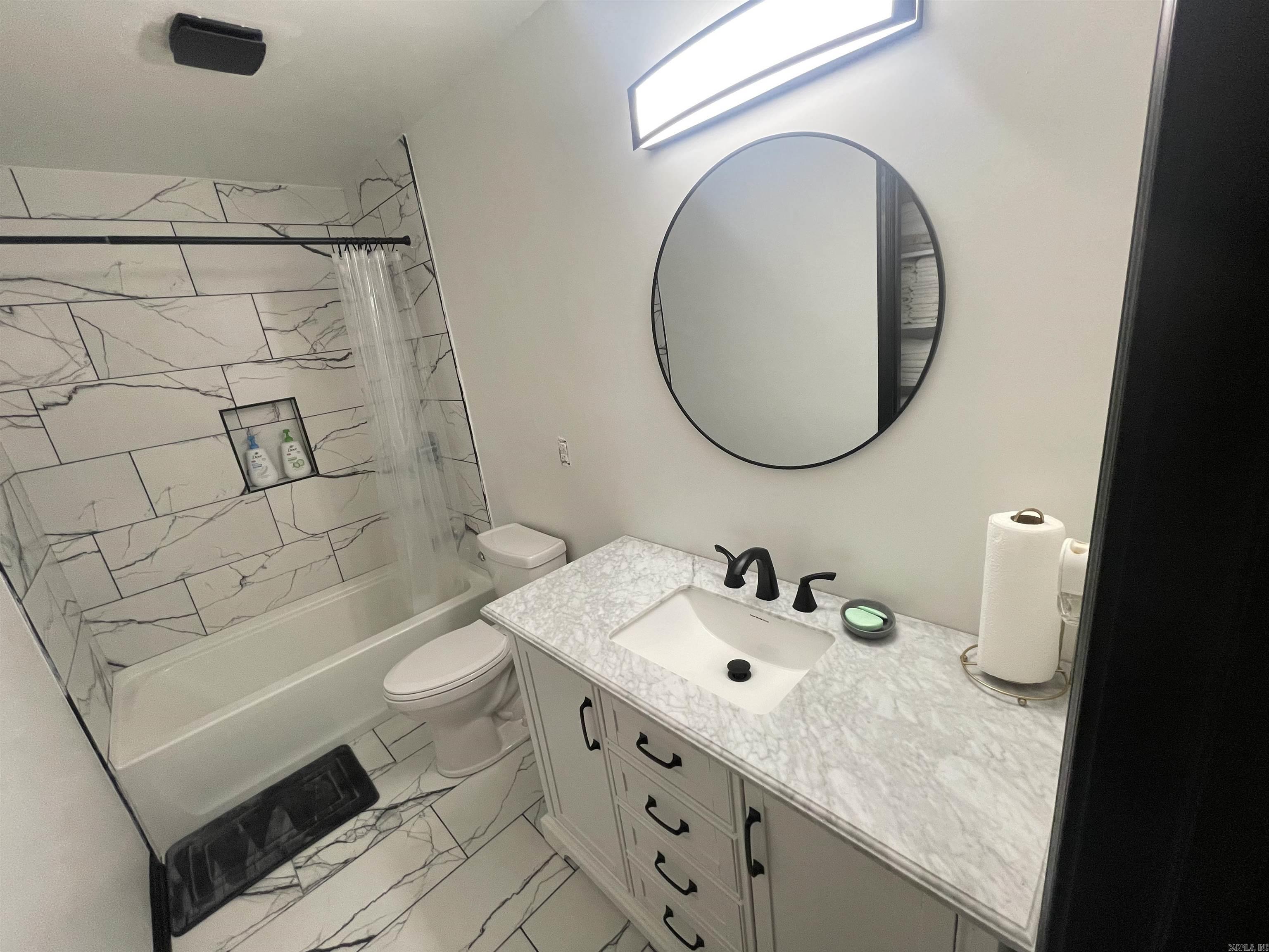 PLEASANT WOODS - Residential