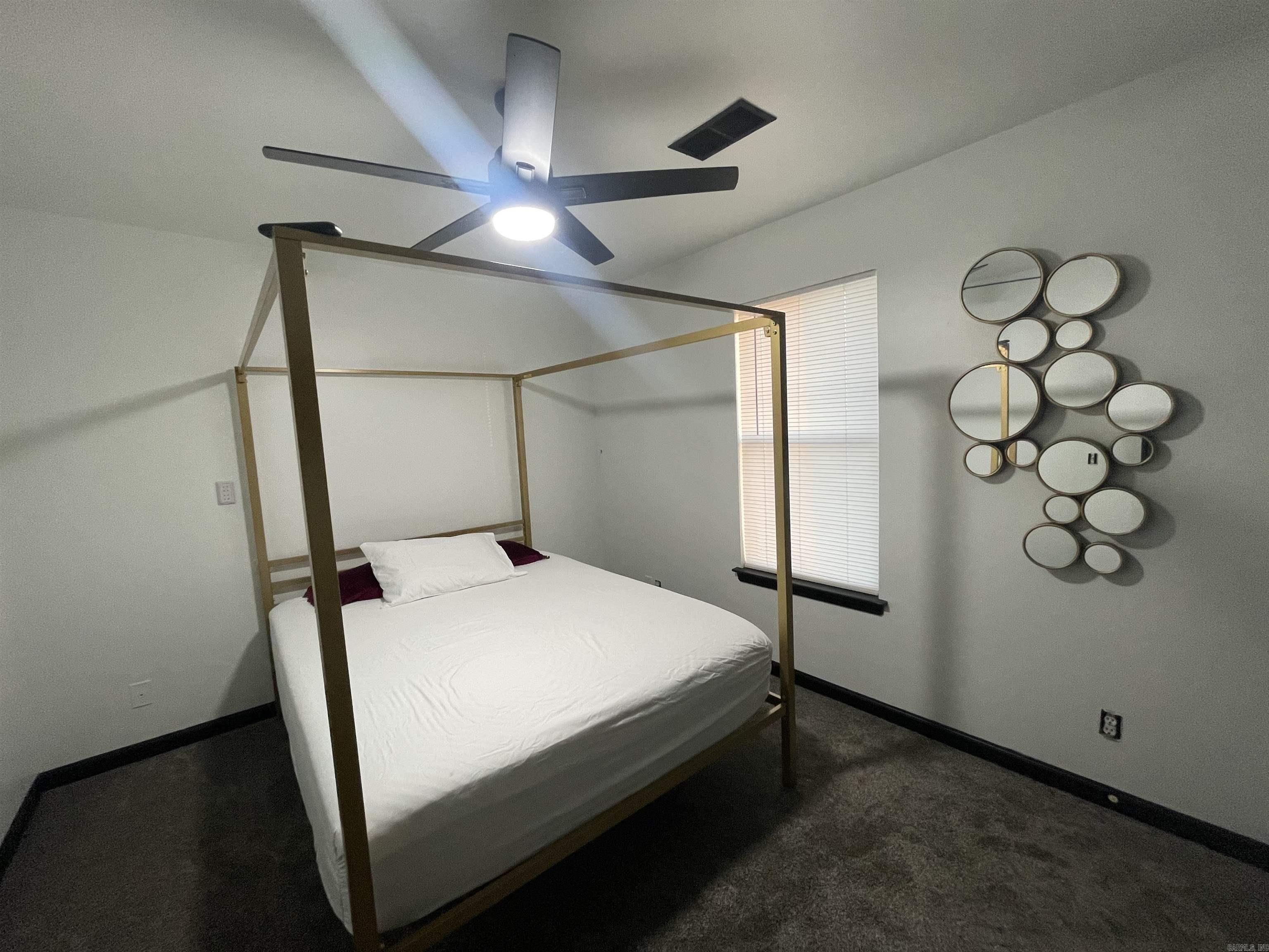 PLEASANT WOODS - Residential