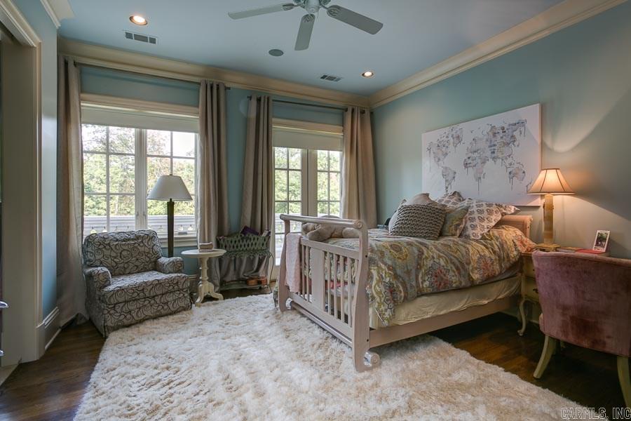 CHENAL VALLEY SOLOGNE CIRCLE - Residential