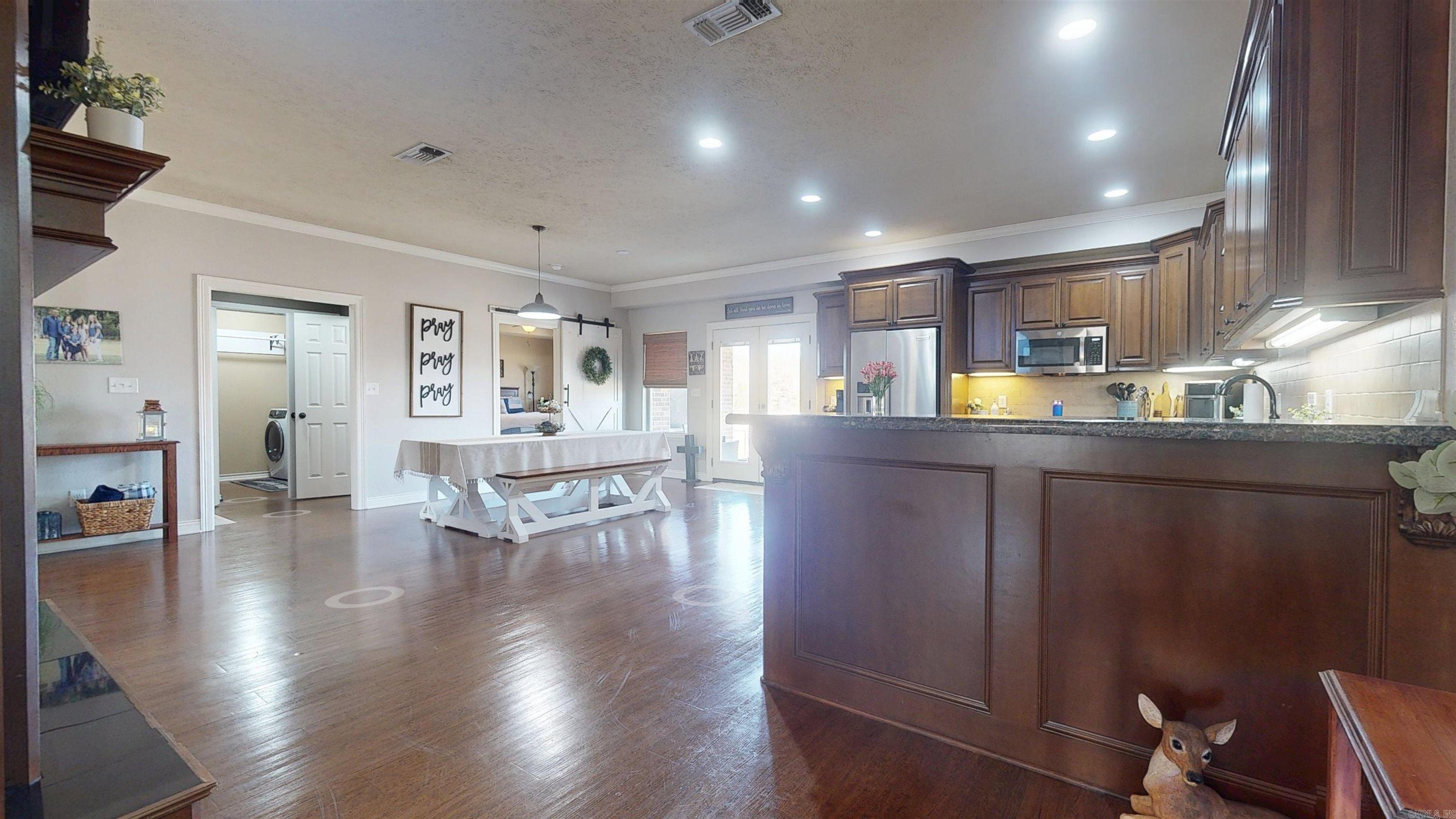 Creekwood - Residential