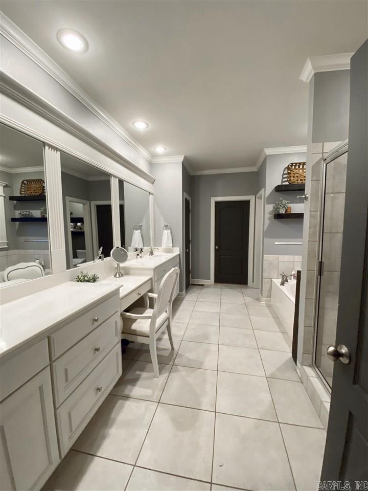 THE VILLAGES OF WELLINGTON - Residential